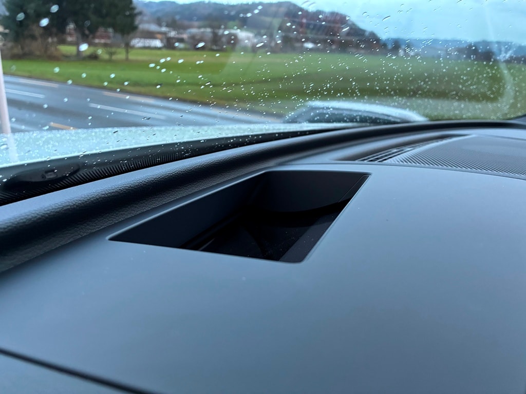 VW Tiguan 2.0 TSI DSG R-Line 4Motion-image-11