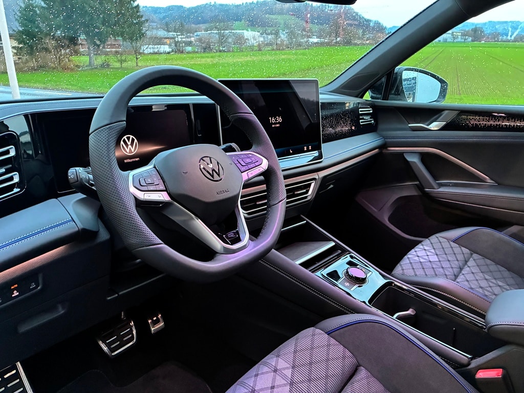 VW Tiguan 2.0 TSI DSG R-Line 4Motion-image-8