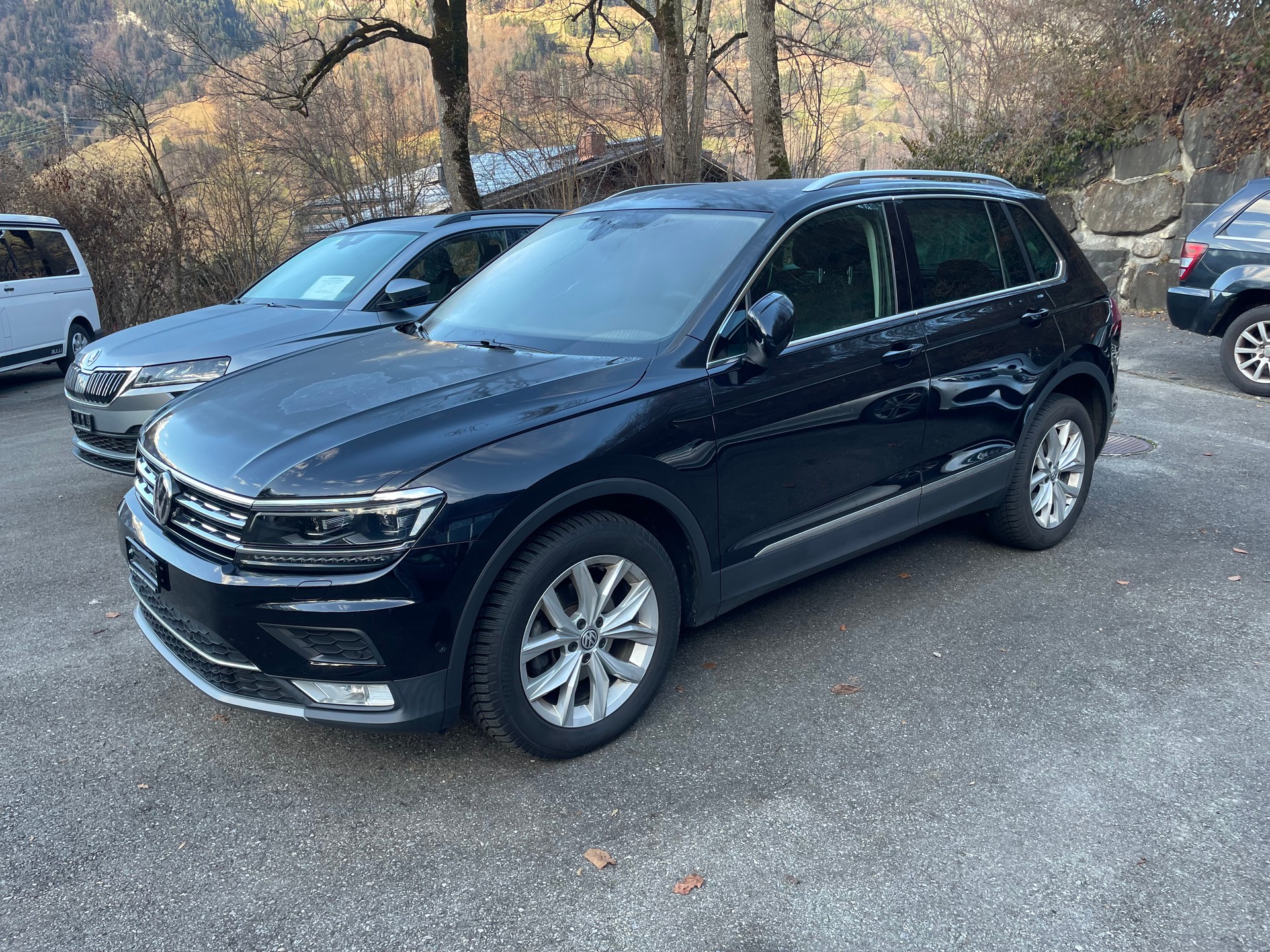 VW Tiguan 2.0 TDI SCR Comfortline 4Motion DSG-image-0