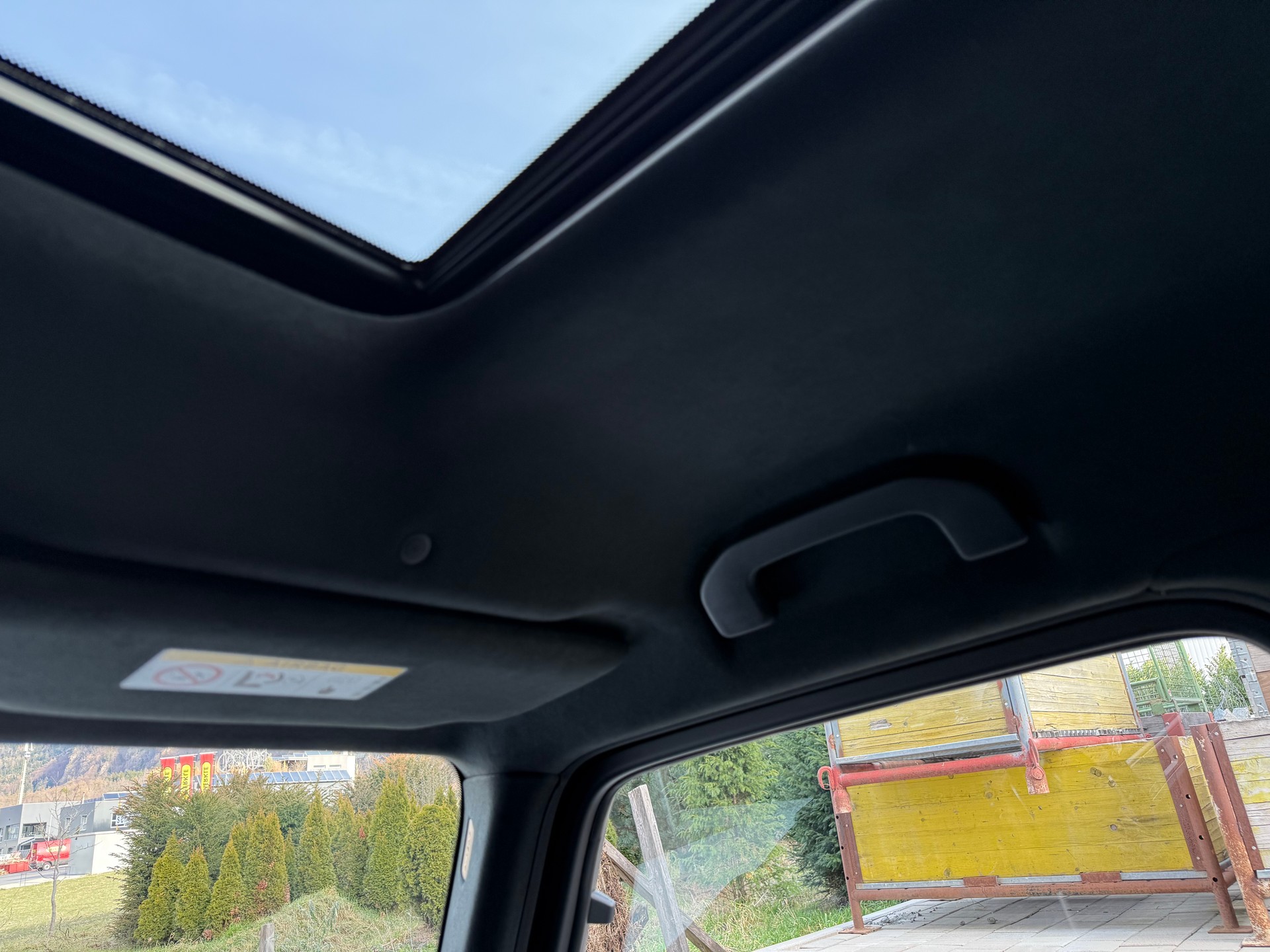 MERCEDES-BENZ G 63 AMG Speedshift Plus G-Tronic - Manufaktur Opalithweiss Magno-image-13