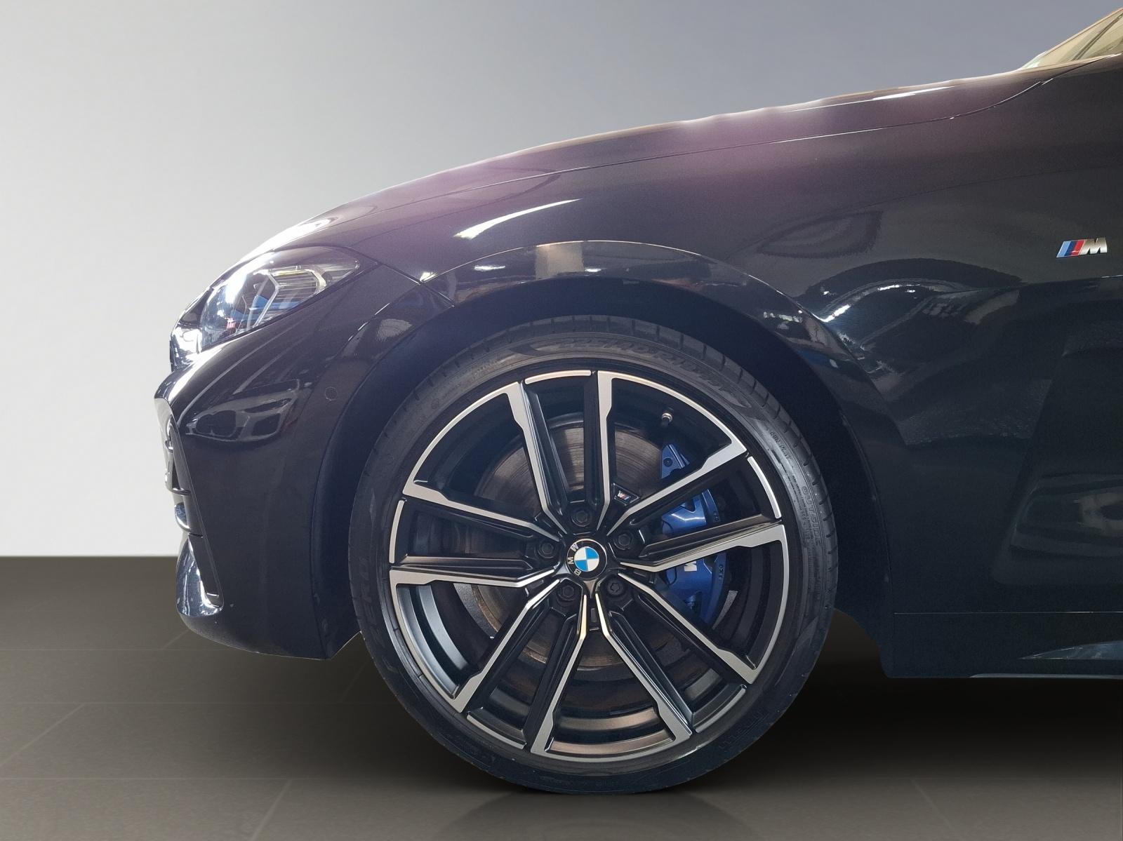 BMW M440i xDrive Coupé-image-8