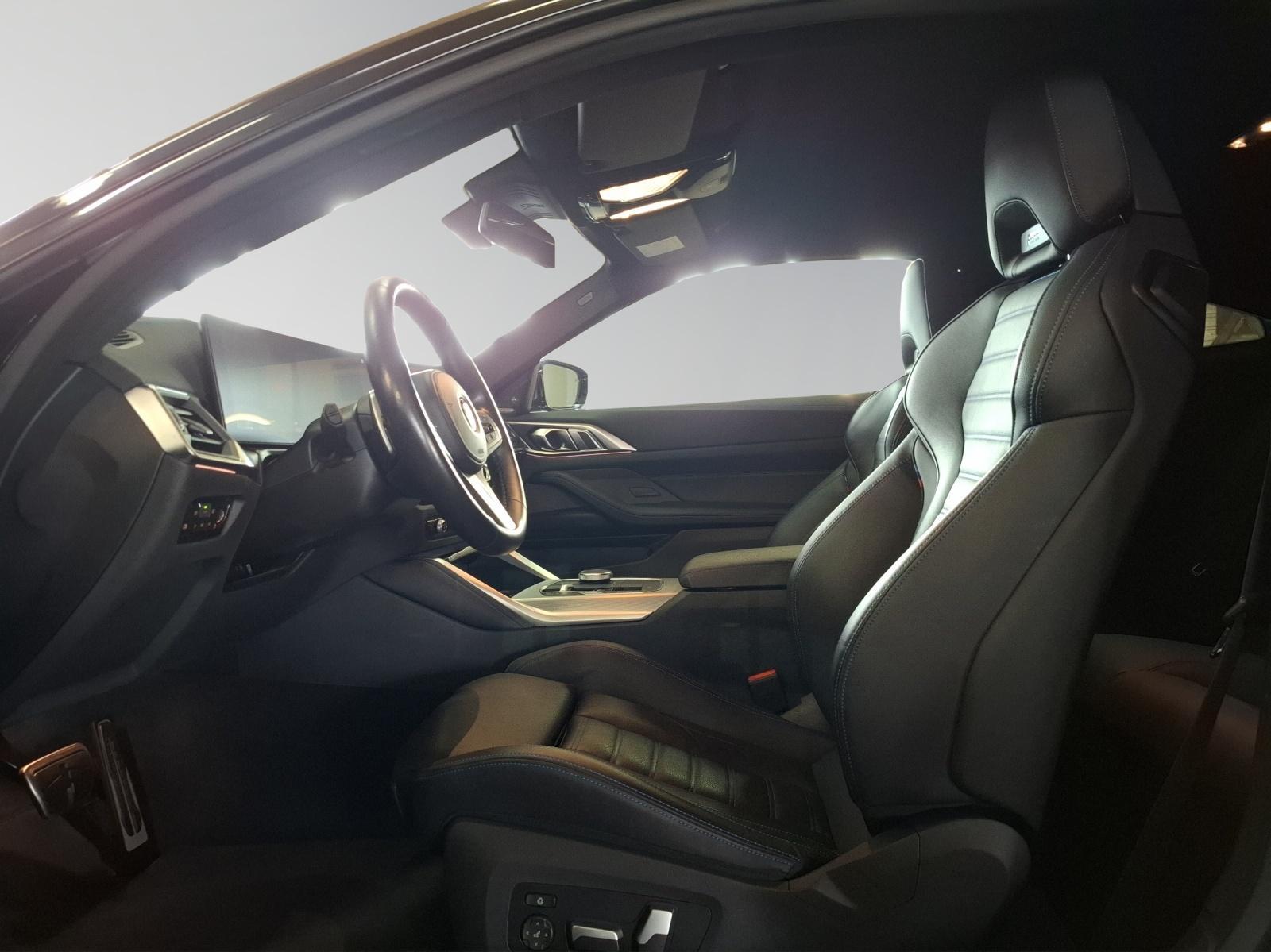 BMW M440i xDrive Coupé-image-9