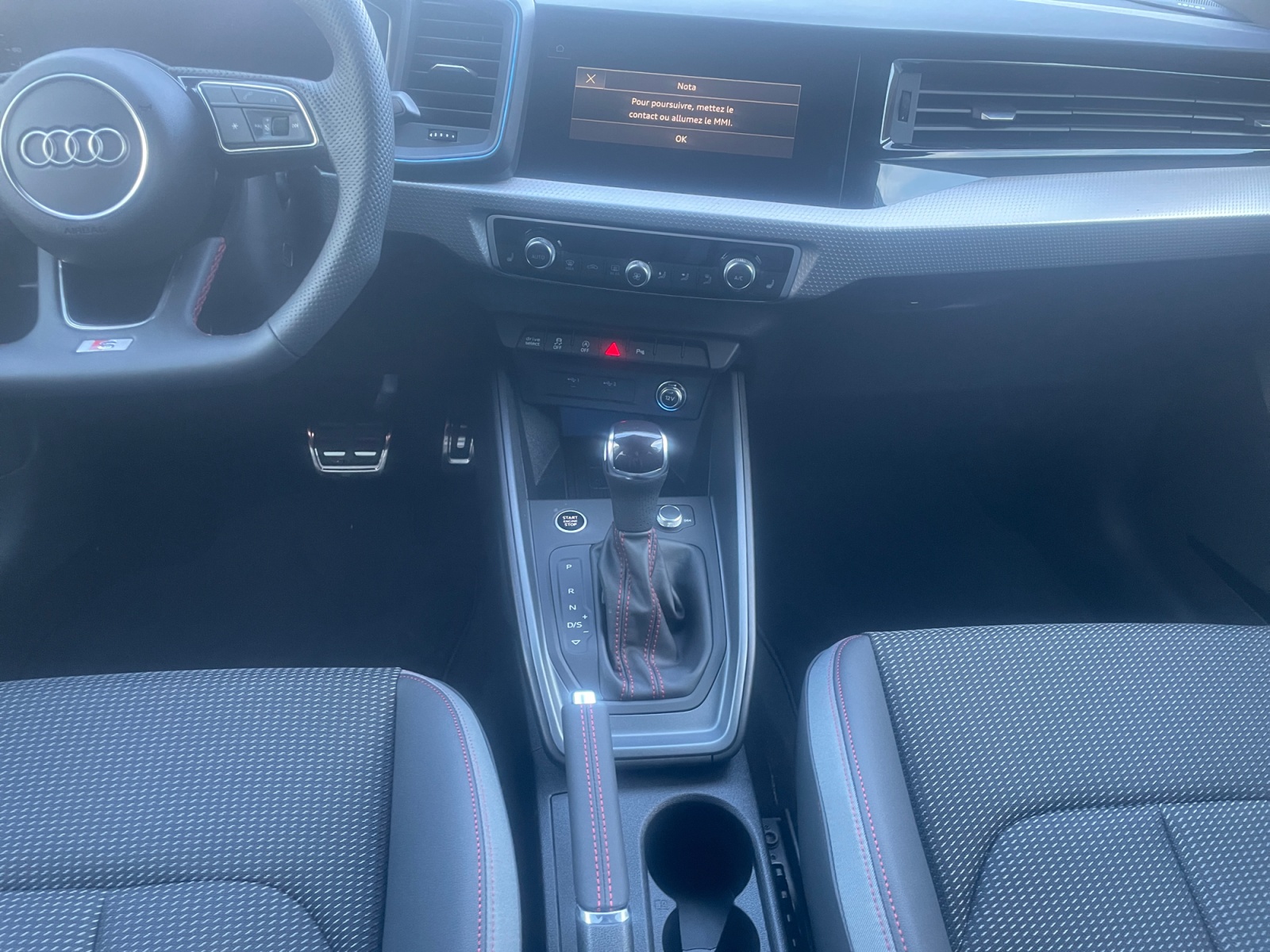 AUDI A1 allstreet 30 TFSI Attraction S-tronic-image-10