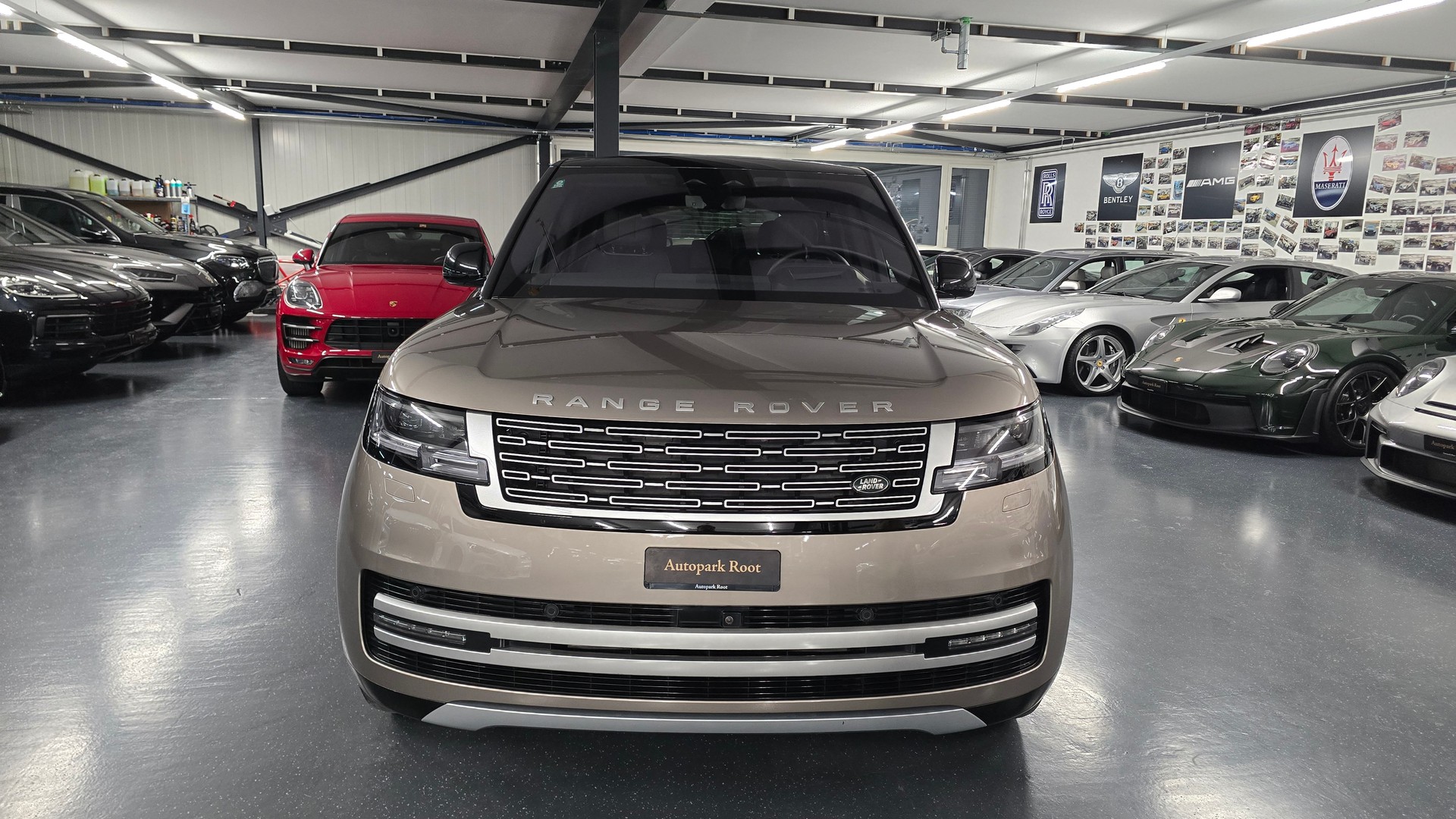 LAND ROVER Range Rover P440e Si6 PHEV Autobiography Automatic-image-12