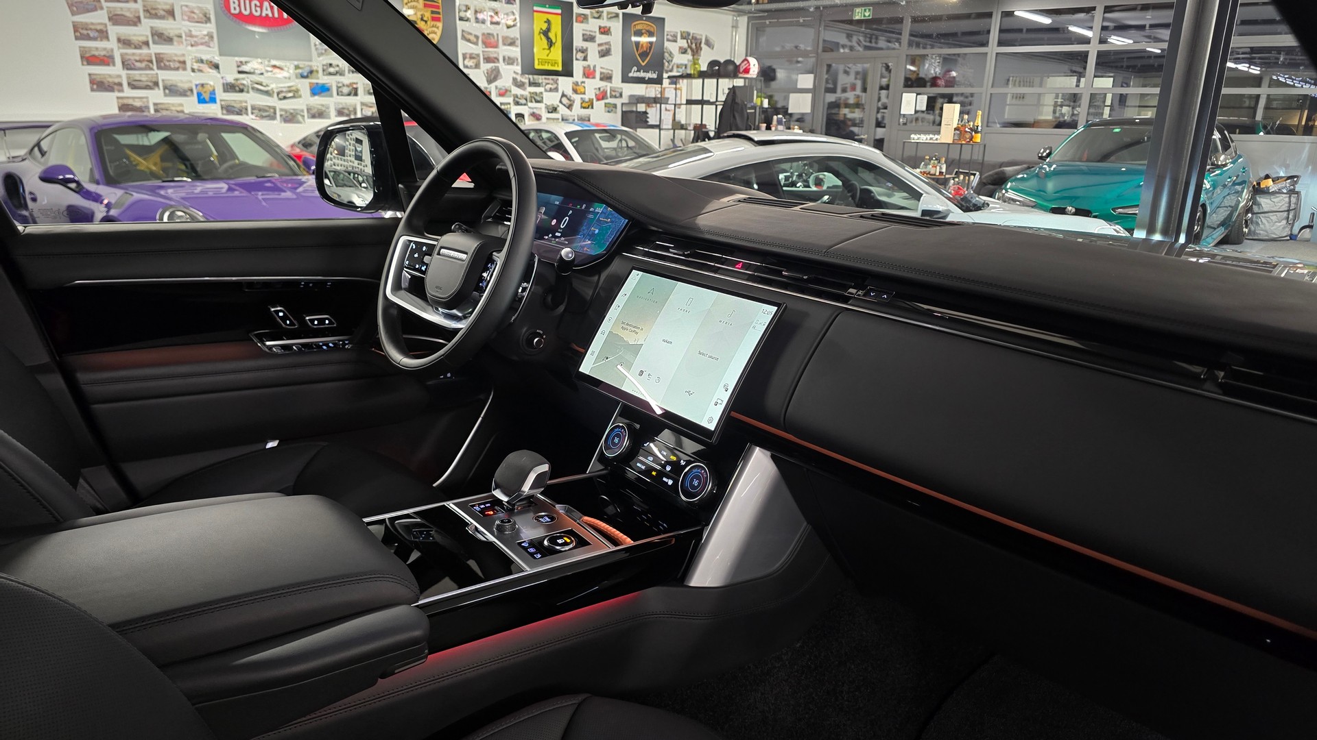 LAND ROVER Range Rover P440e Si6 PHEV Autobiography Automatic-image-18