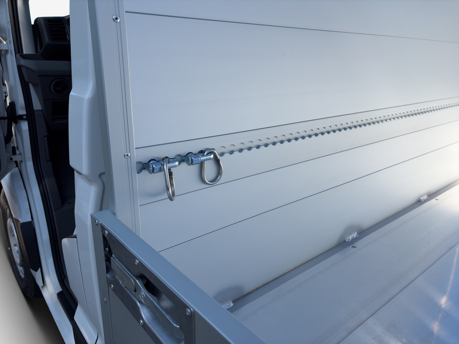 VW Crafter 35 2.0 TDI Kipp./Prits./Koffer+Heb. Champion L3-image-13
