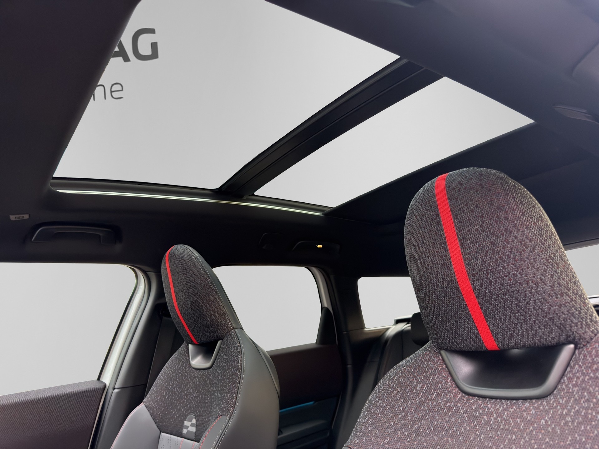 MINI Countryman John Cooper Works ALL4 Steptronic-image-11