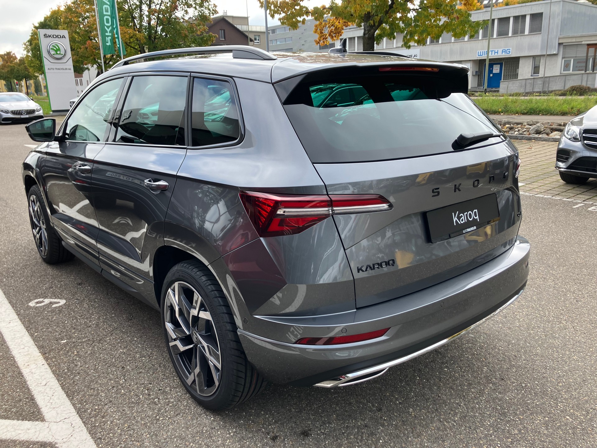 SKODA Karoq 2.0 TSI SportLine 4x4 DSG-image-4