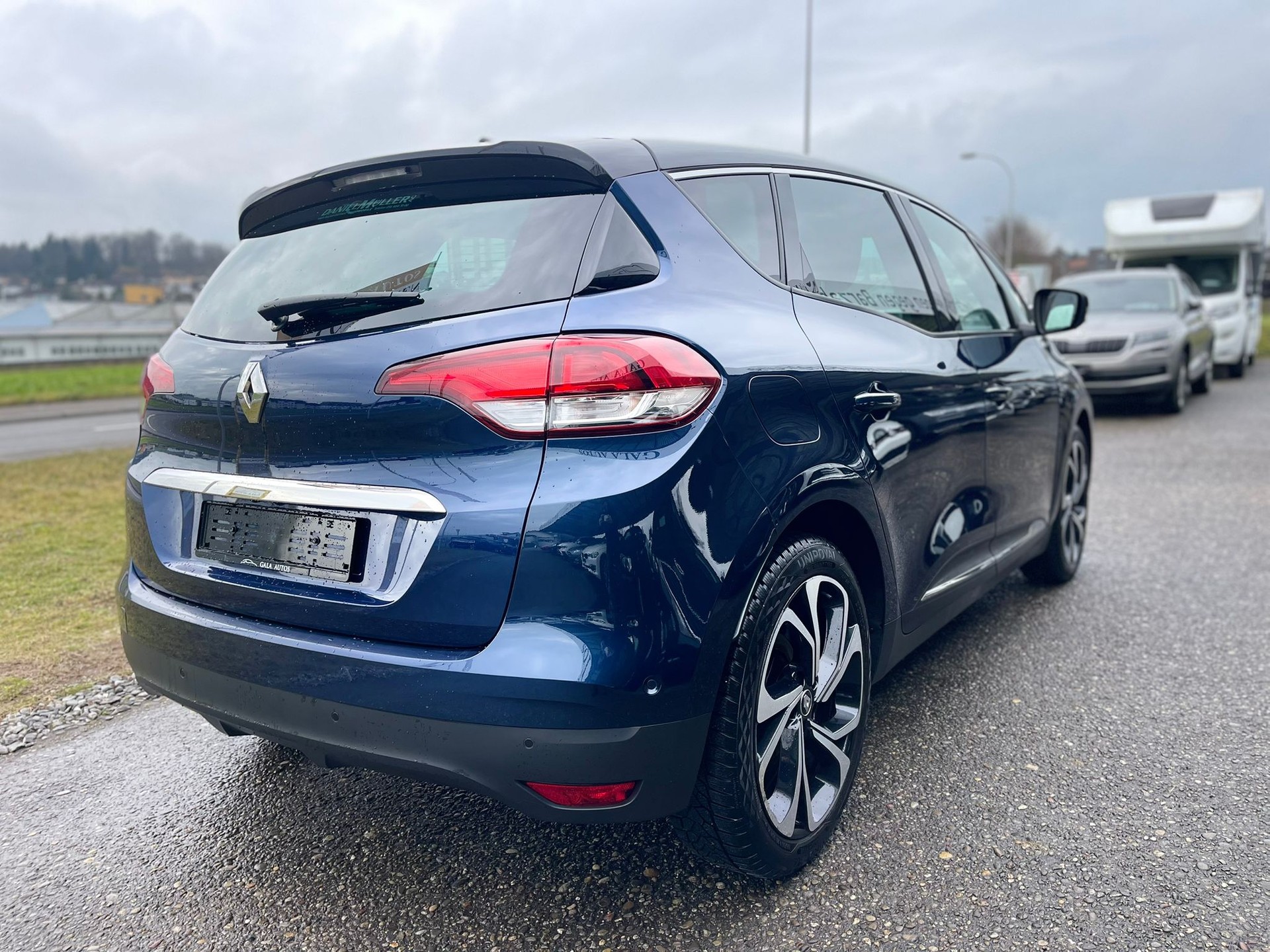 RENAULT Scénic 1.6 dCi Bose EDC-image-5