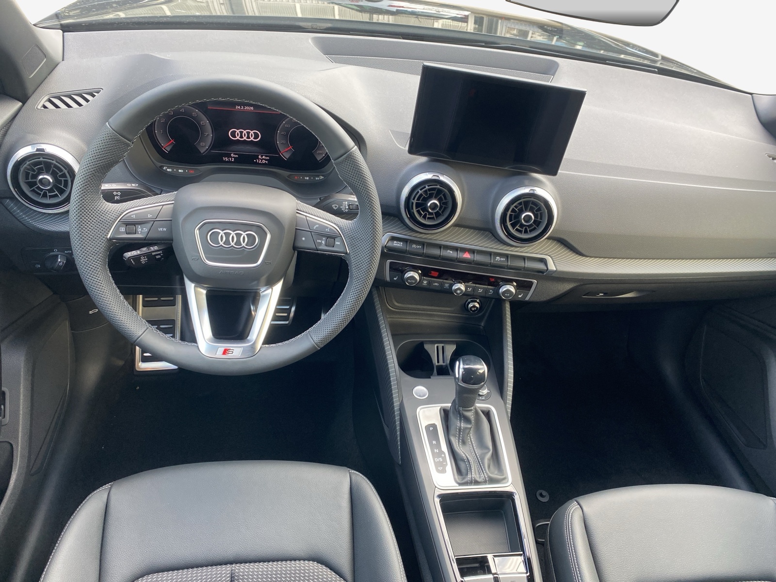 AUDI Q2 35 TFSI advanced S-tronic-image-8
