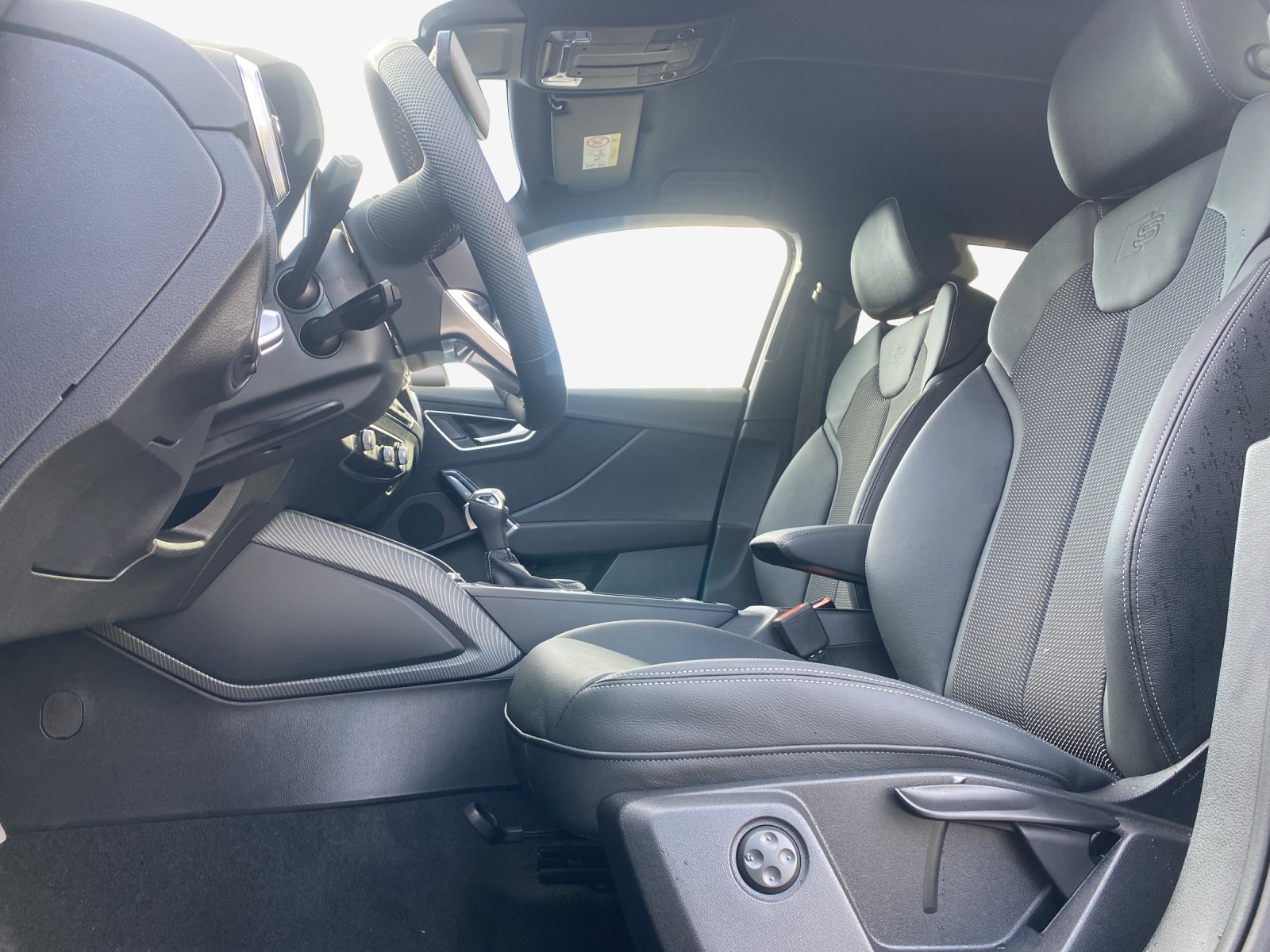 AUDI Q2 35 TFSI advanced S-tronic-image-7