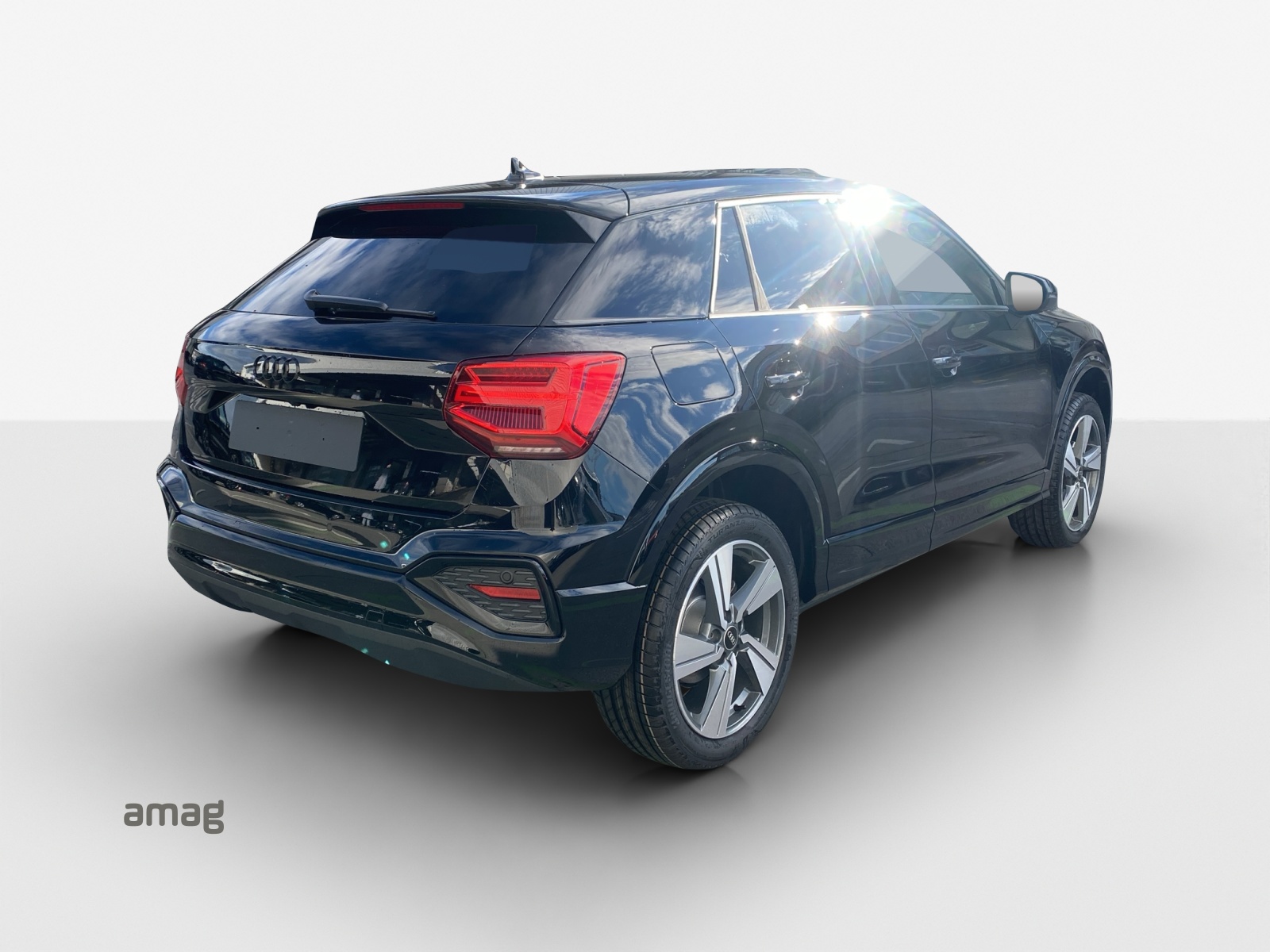 AUDI Q2 35 TFSI advanced S-tronic-image-4