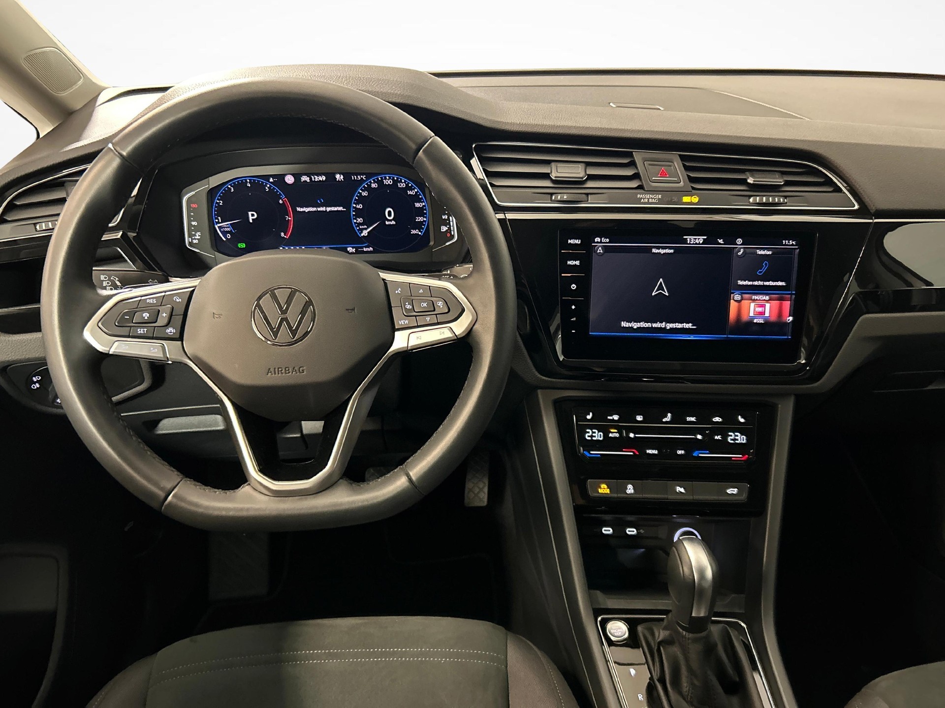 VW Touran 1.5 TSI Highline DSG-image-5