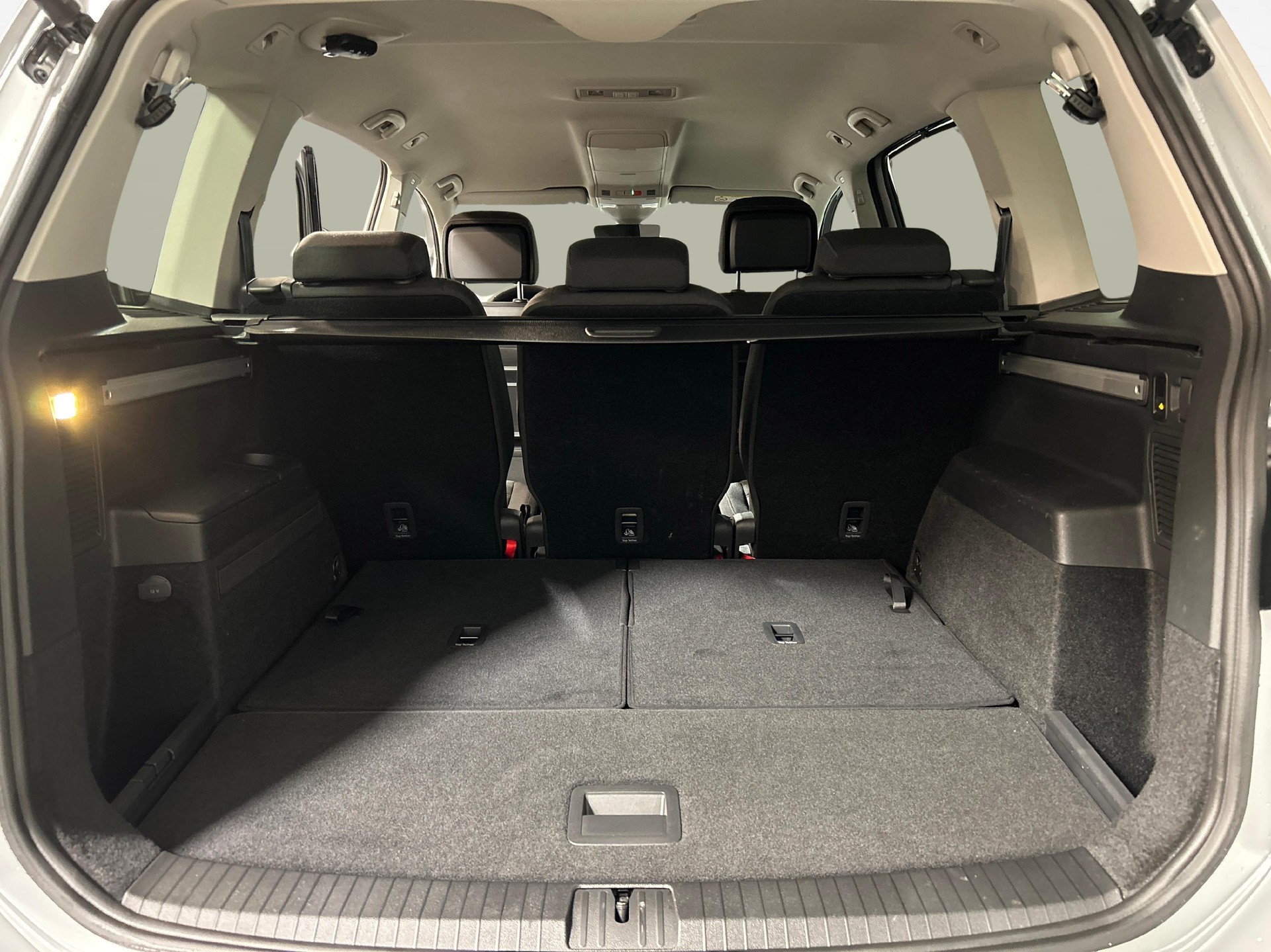 VW Touran 1.5 TSI Highline DSG-image-12