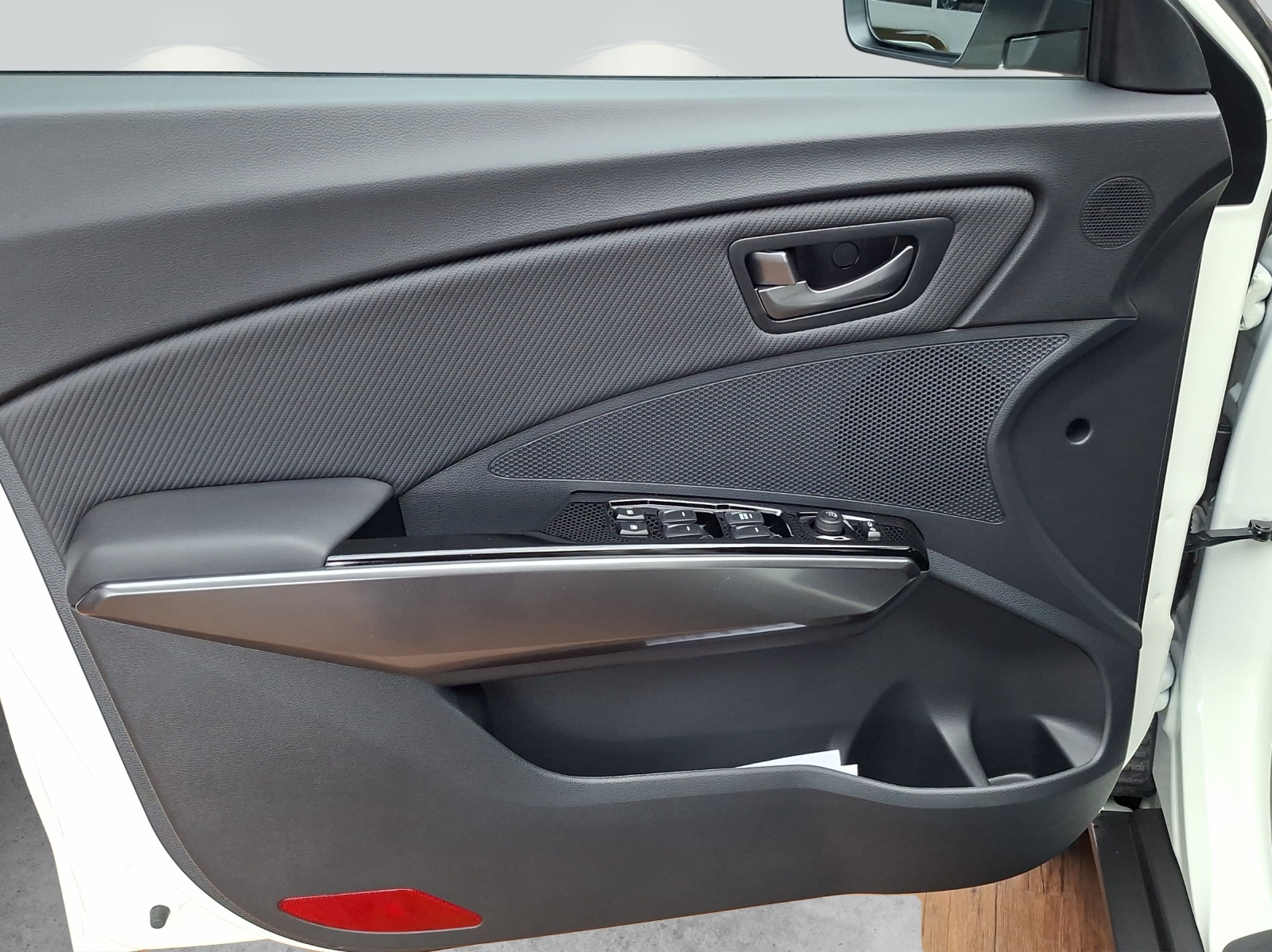 KGM-SsangYong Tivoli 1.5 T-Gdi Bronze 4WD-image-10