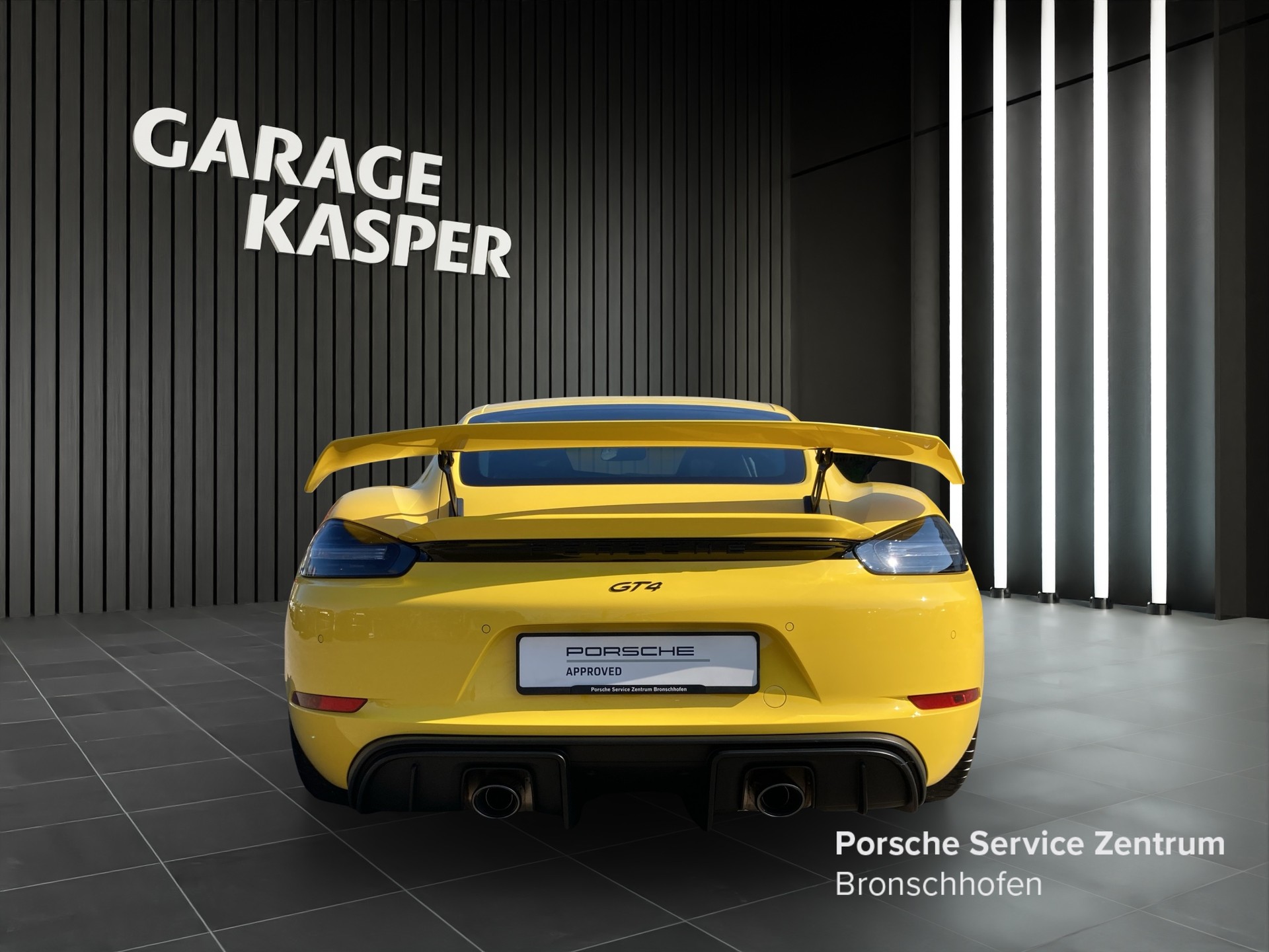 PORSCHE Cayman 718 GT4-image-4