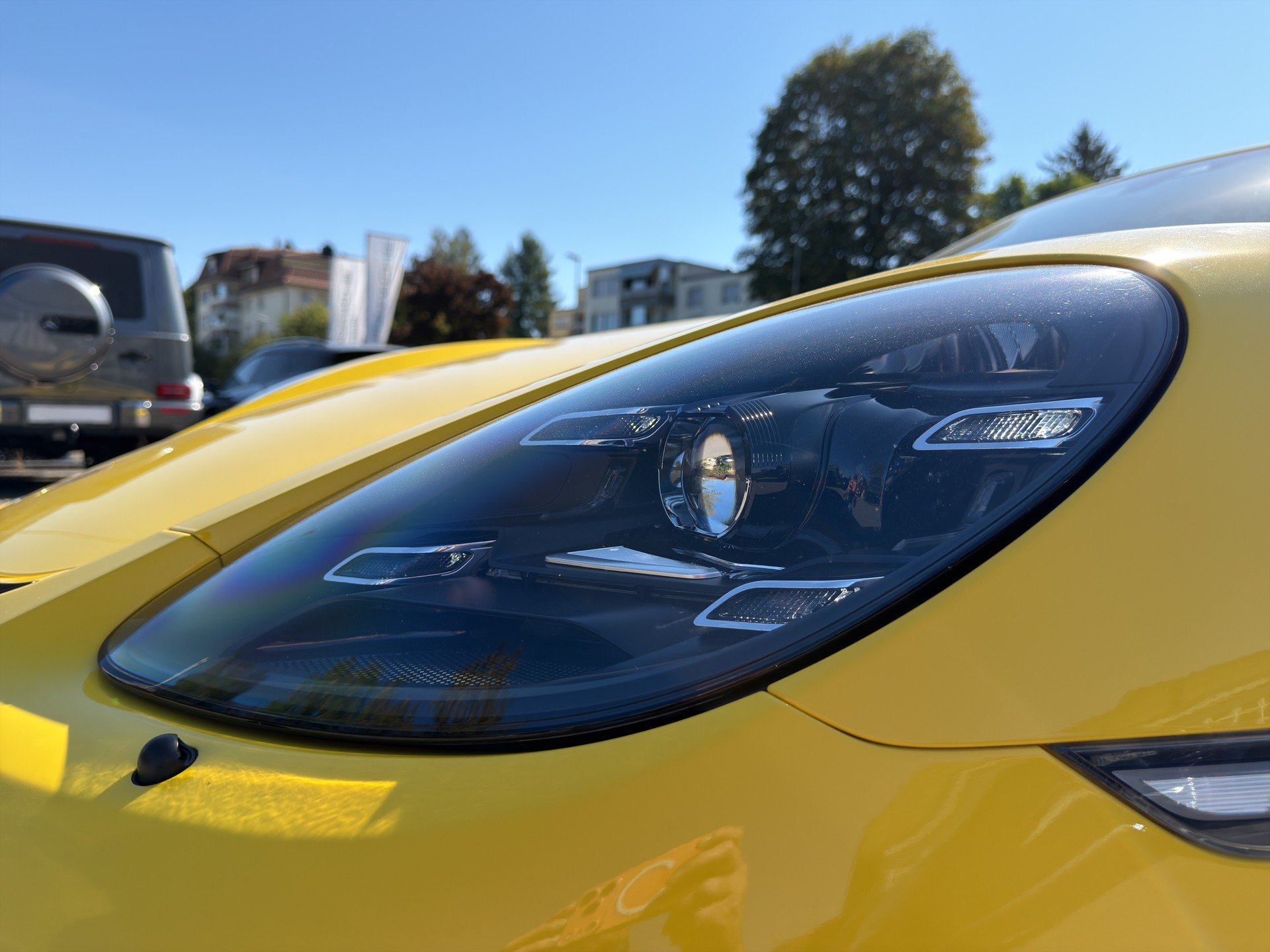PORSCHE Cayman 718 GT4-image-21