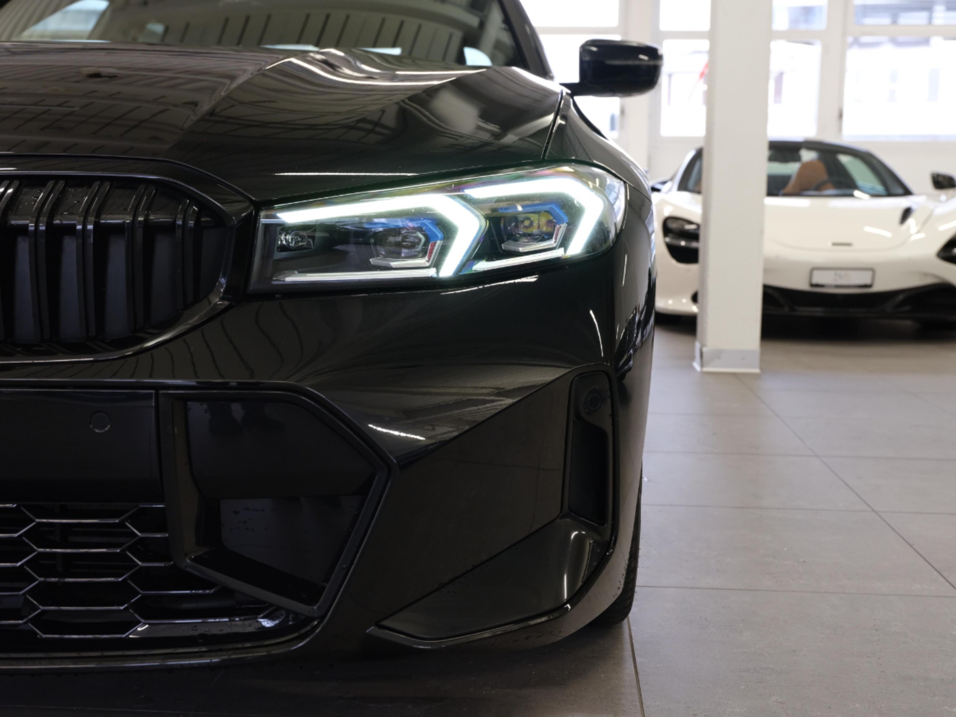 BMW 320d xDrive 48V Steptronic *Pano.* *Head-Up Display* *M Paket*-image-8
