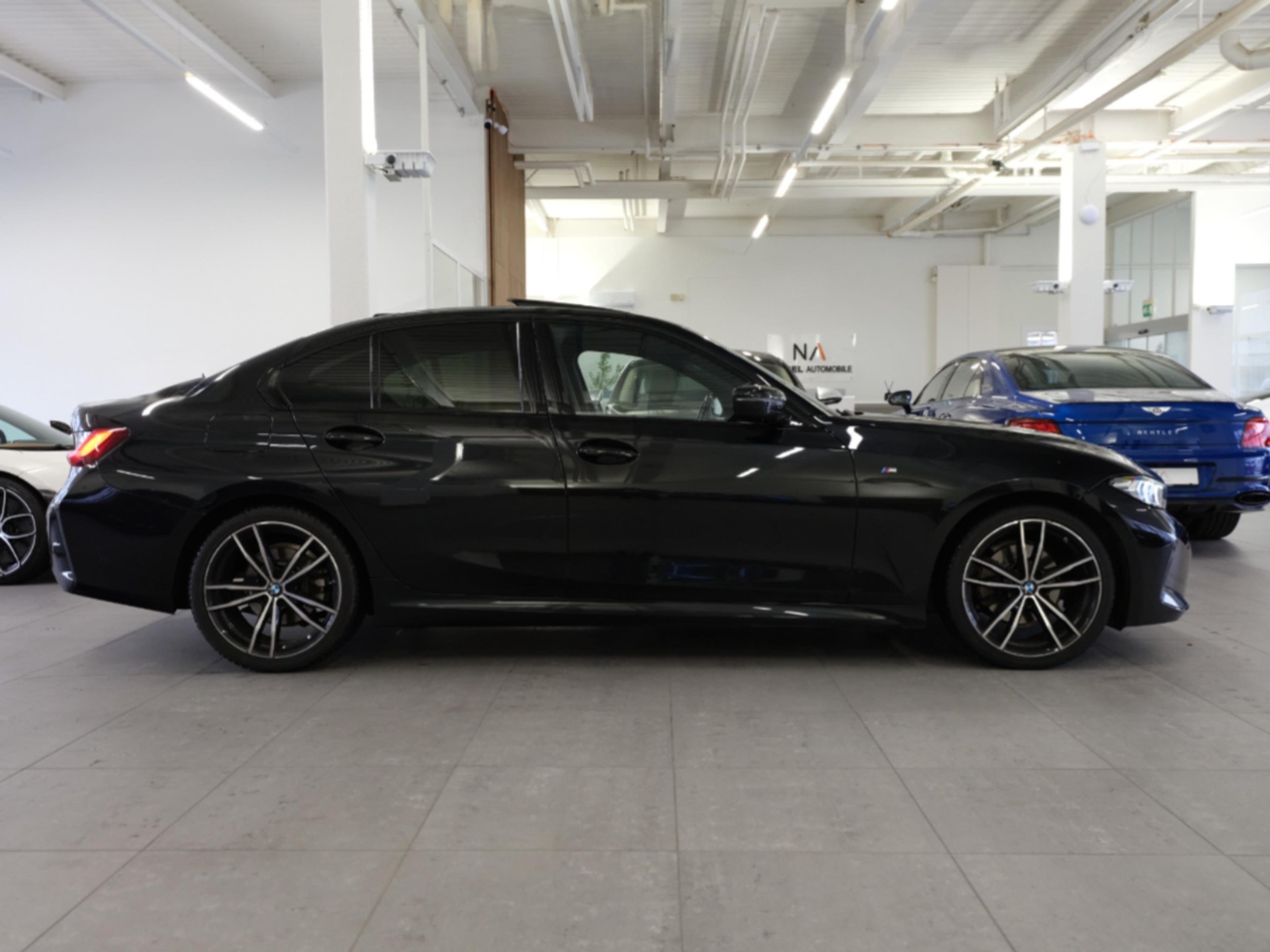 BMW 320d xDrive 48V Steptronic *Pano.* *Head-Up Display* *M Paket*-image-6