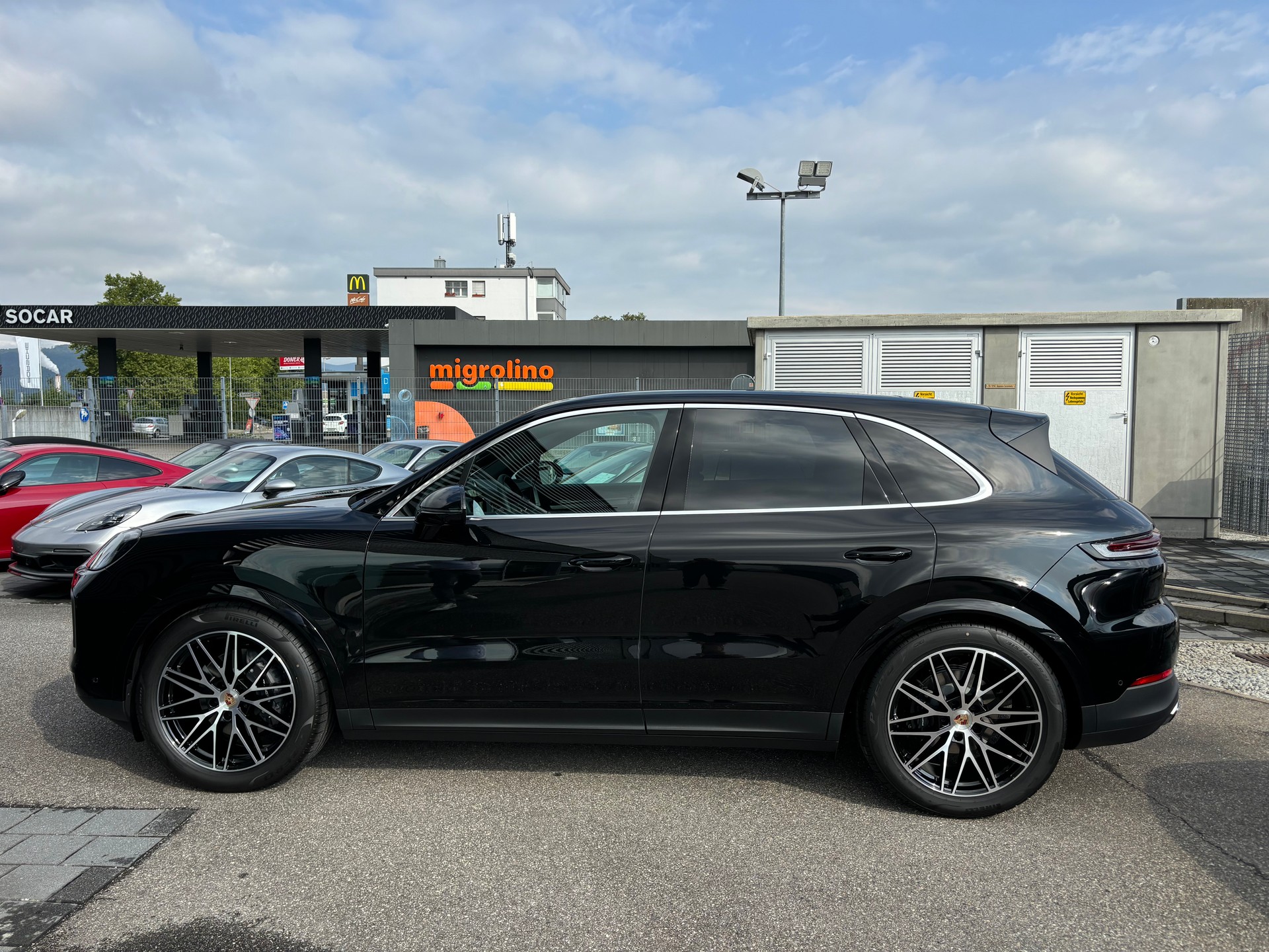 PORSCHE Cayenne Tiptronic-image-4