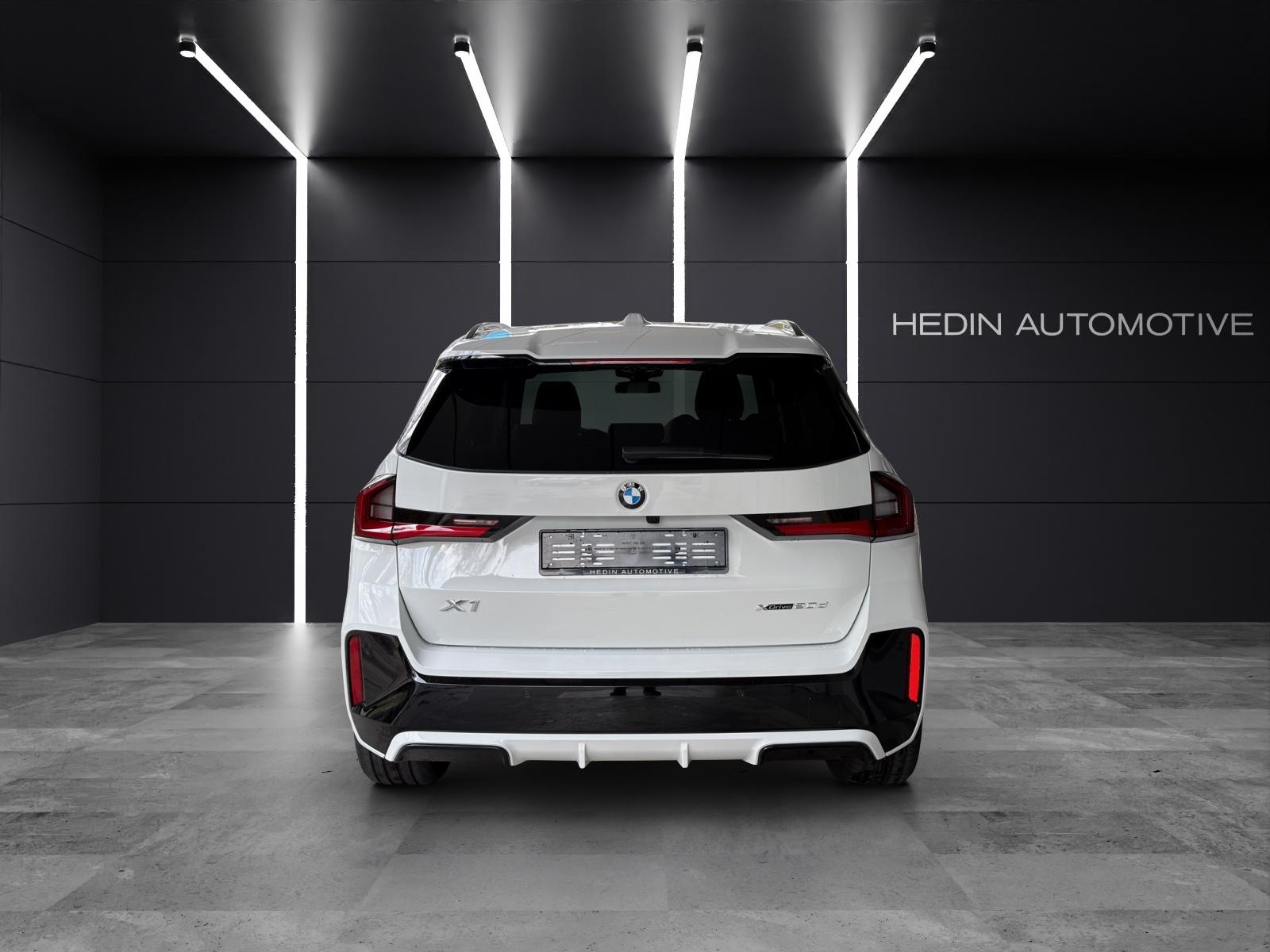 BMW X1 20d xDrive paddles-image-8