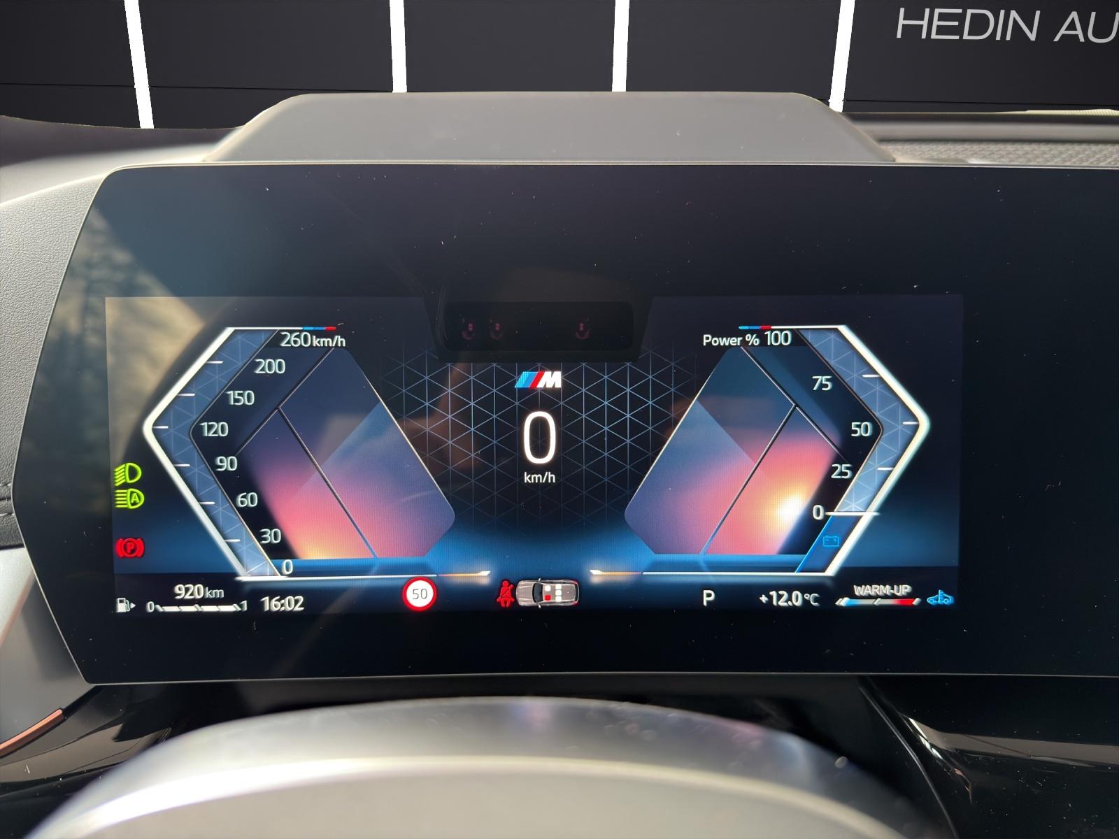 BMW X1 20d xDrive paddles-image-10