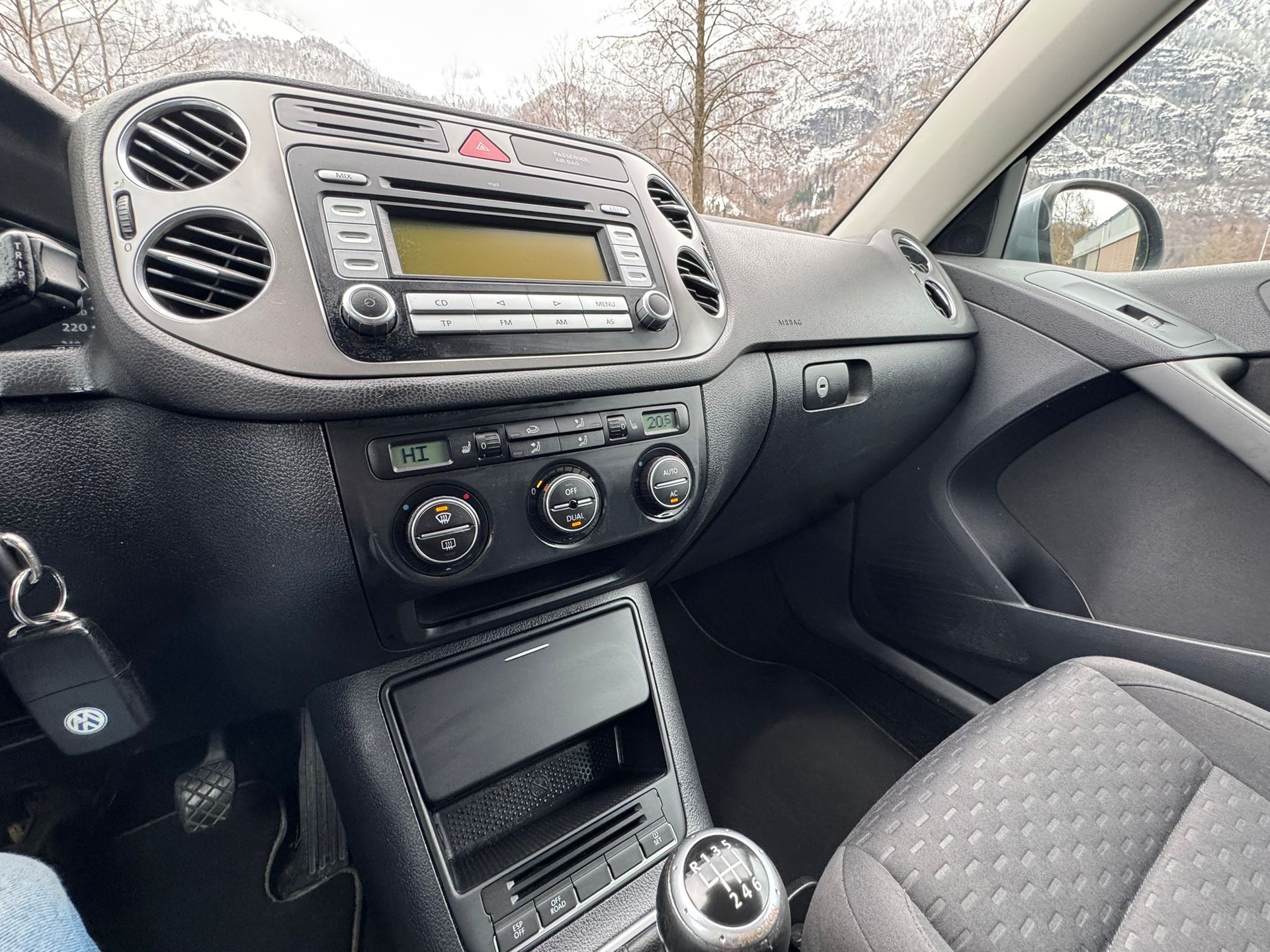 VW Tiguan 2.0 TDI Track&Field Tiptronic-image-15