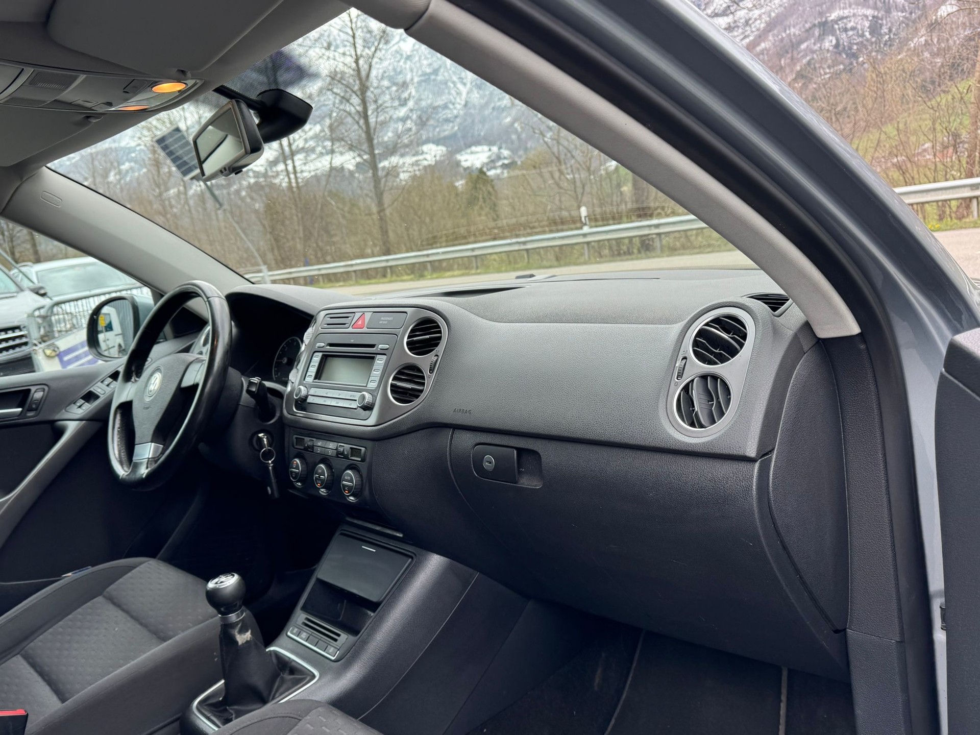 VW Tiguan 2.0 TDI Track&Field Tiptronic-image-12