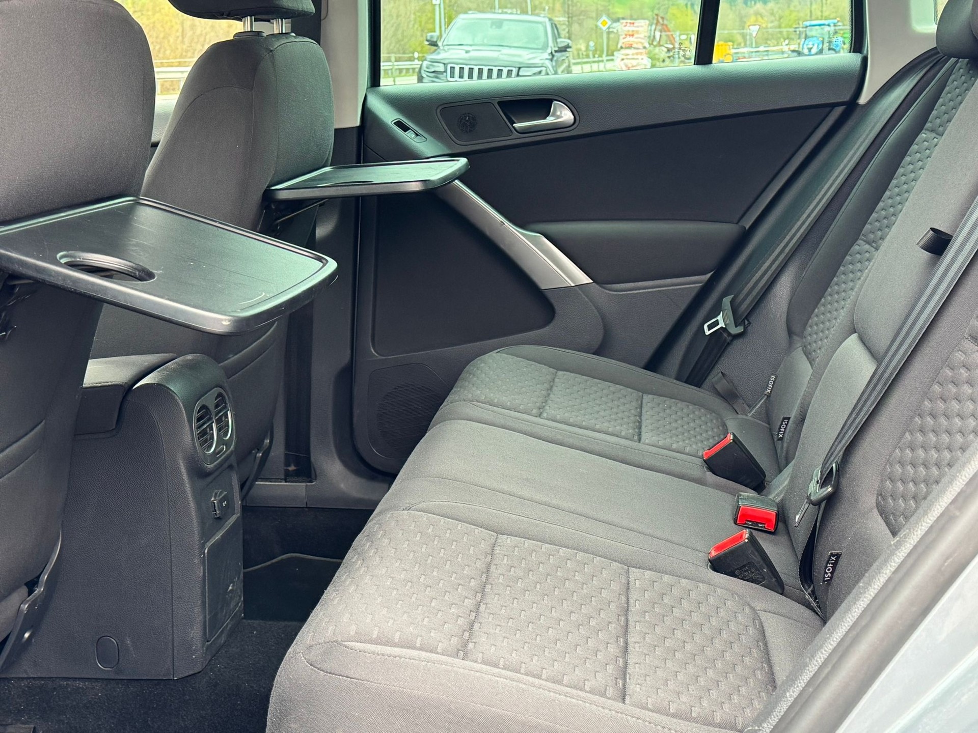 VW Tiguan 2.0 TDI Track&Field Tiptronic-image-11