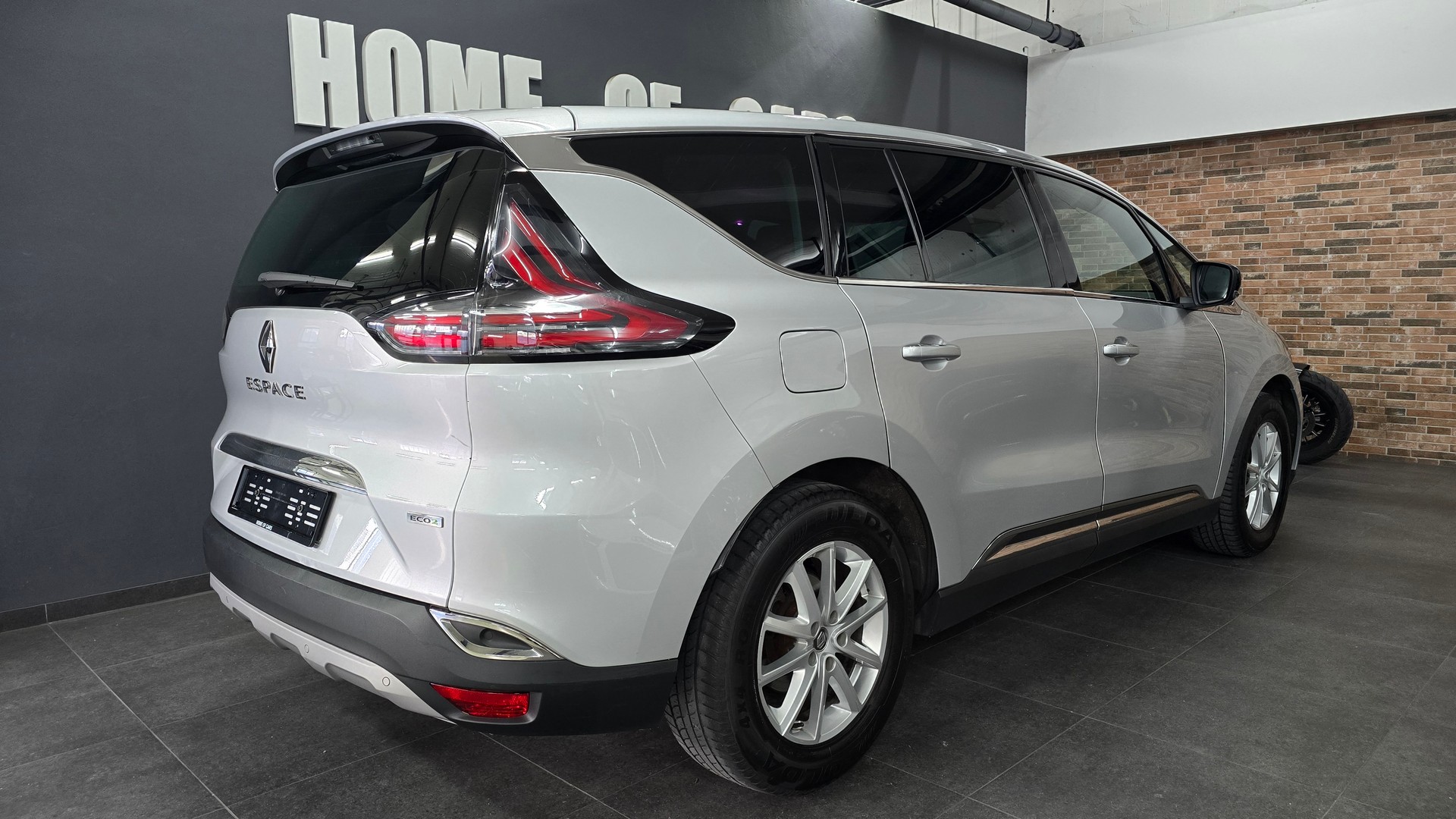 RENAULT Espace 1.6 dCi Intens-image-11