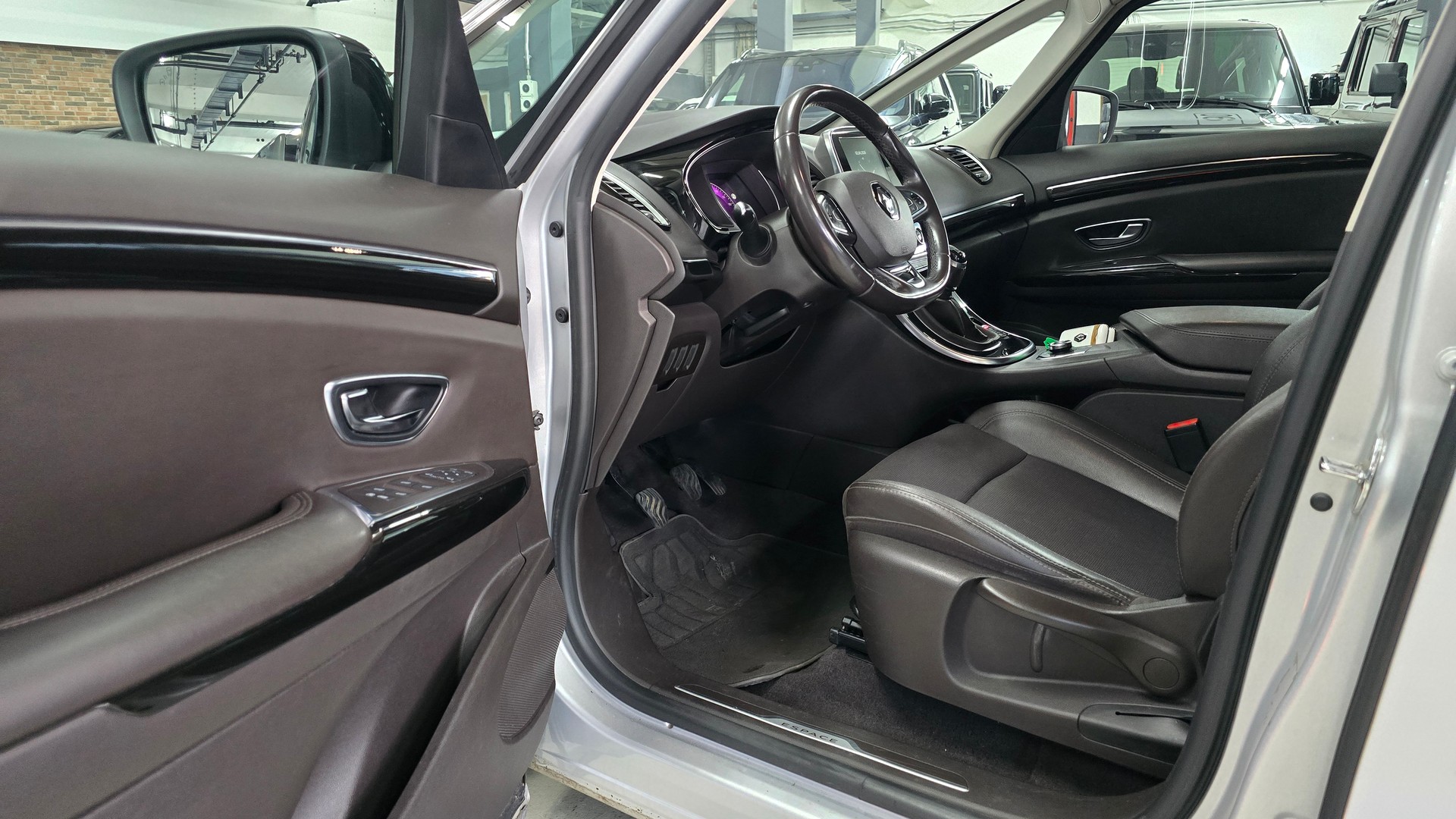 RENAULT Espace 1.6 dCi Intens-image-20