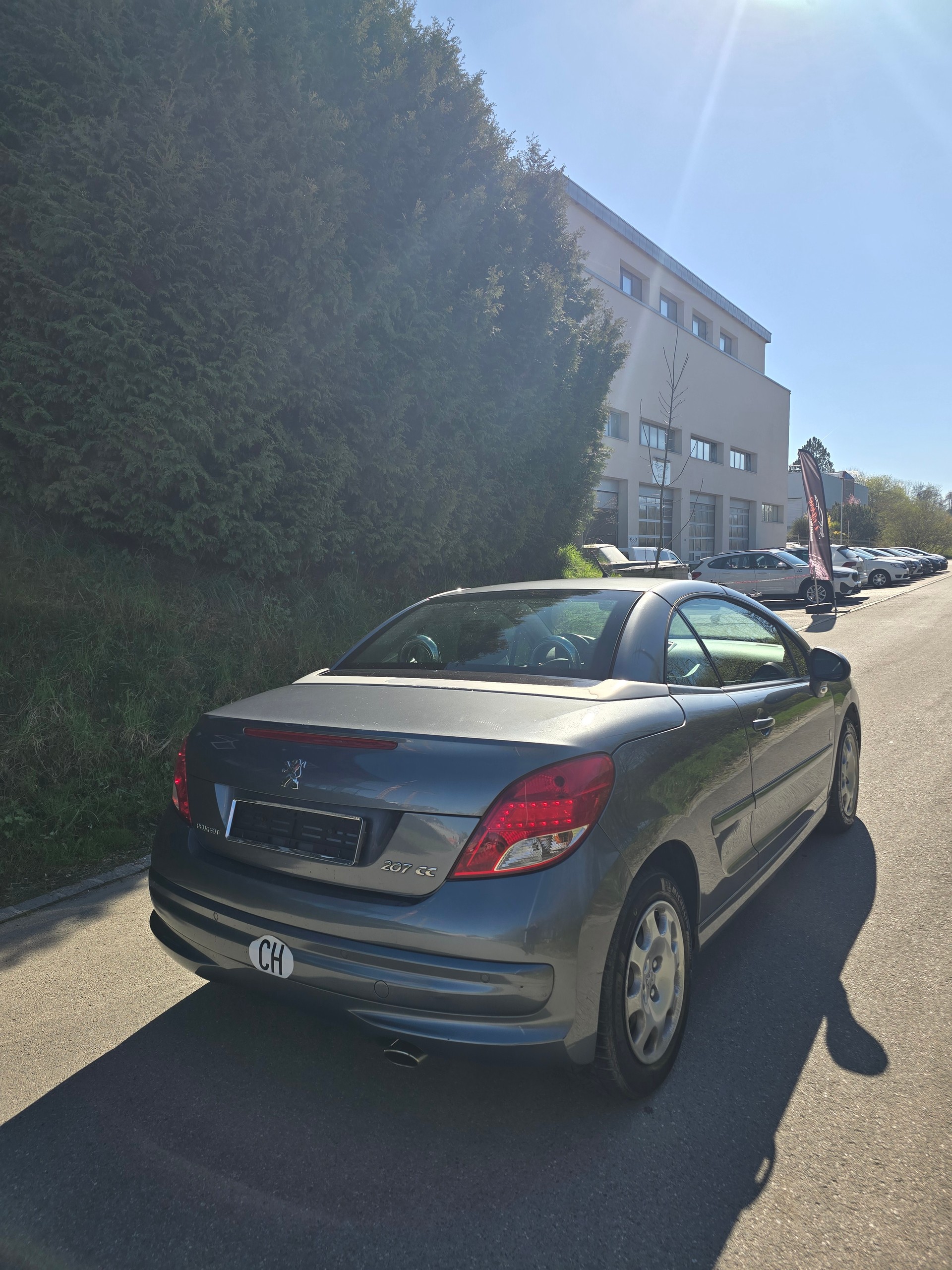 PEUGEOT 207 CC 1.6 16V Sport-image-3