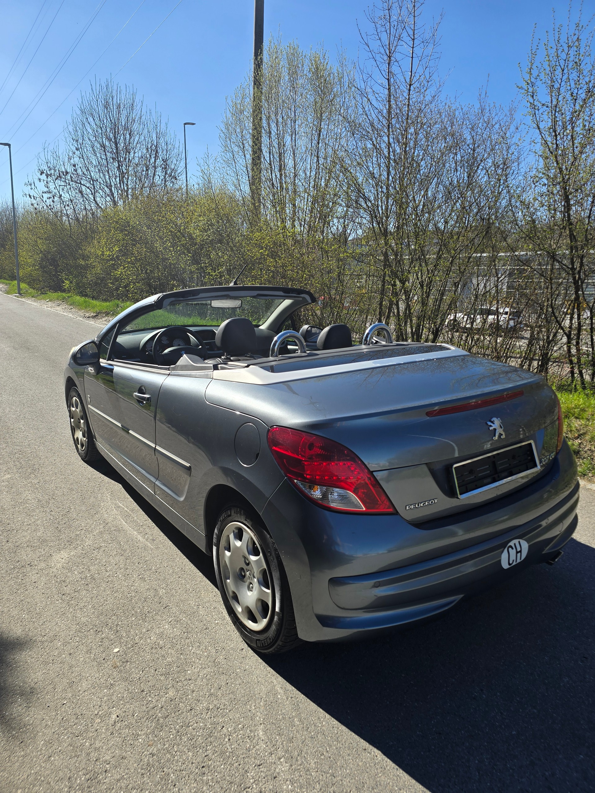 PEUGEOT 207 CC 1.6 16V Sport-image-7