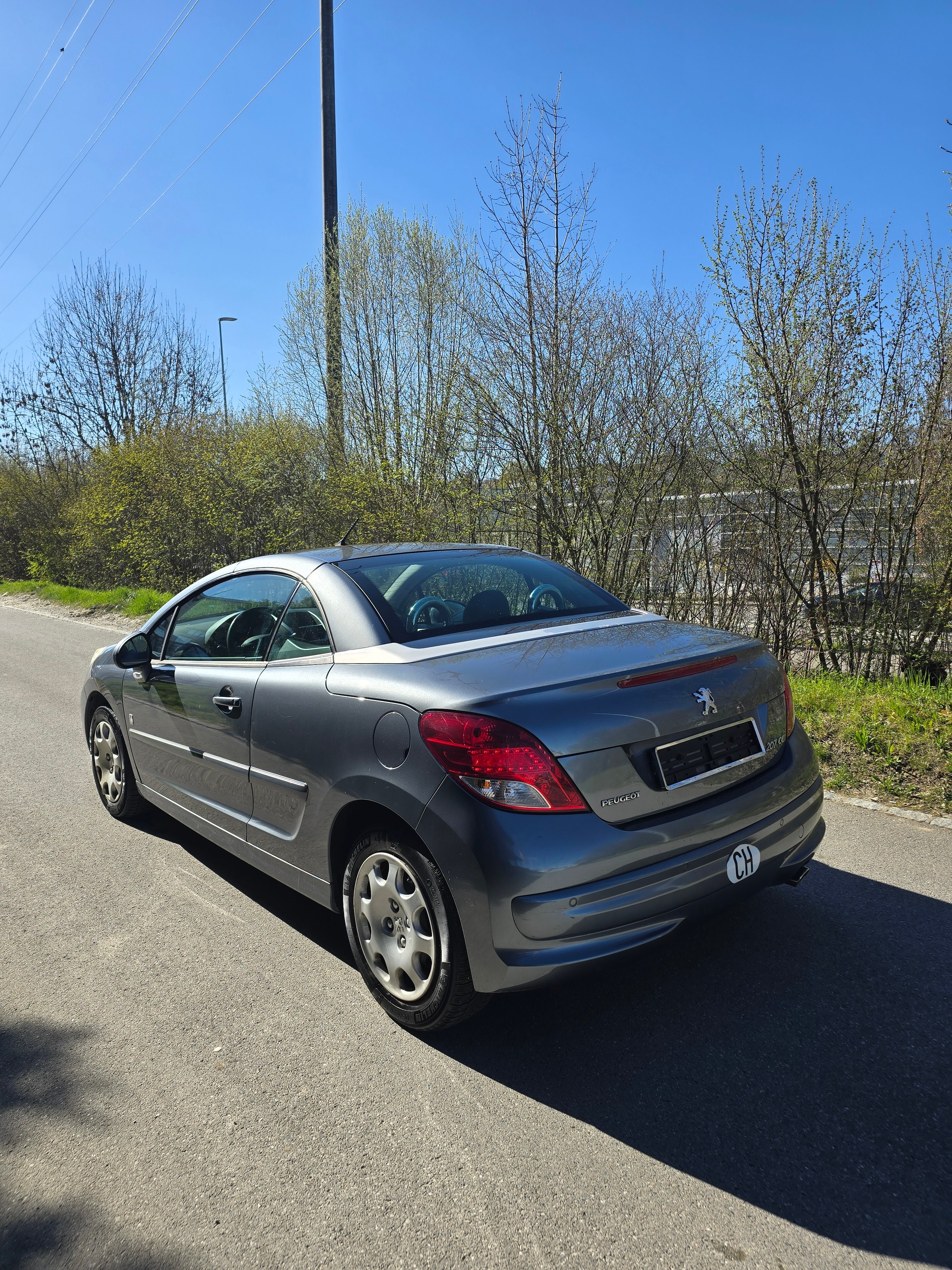PEUGEOT 207 CC 1.6 16V Sport-image-4