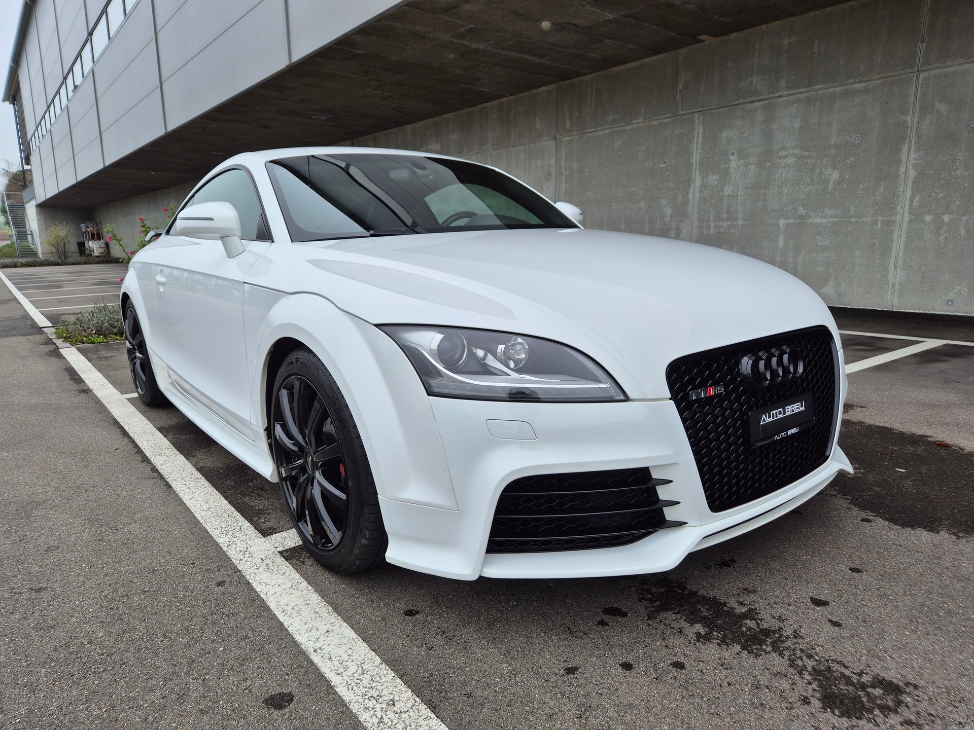 AUDI TT RS Coupé 2.5 TFSI quattro S-tronic-image-6