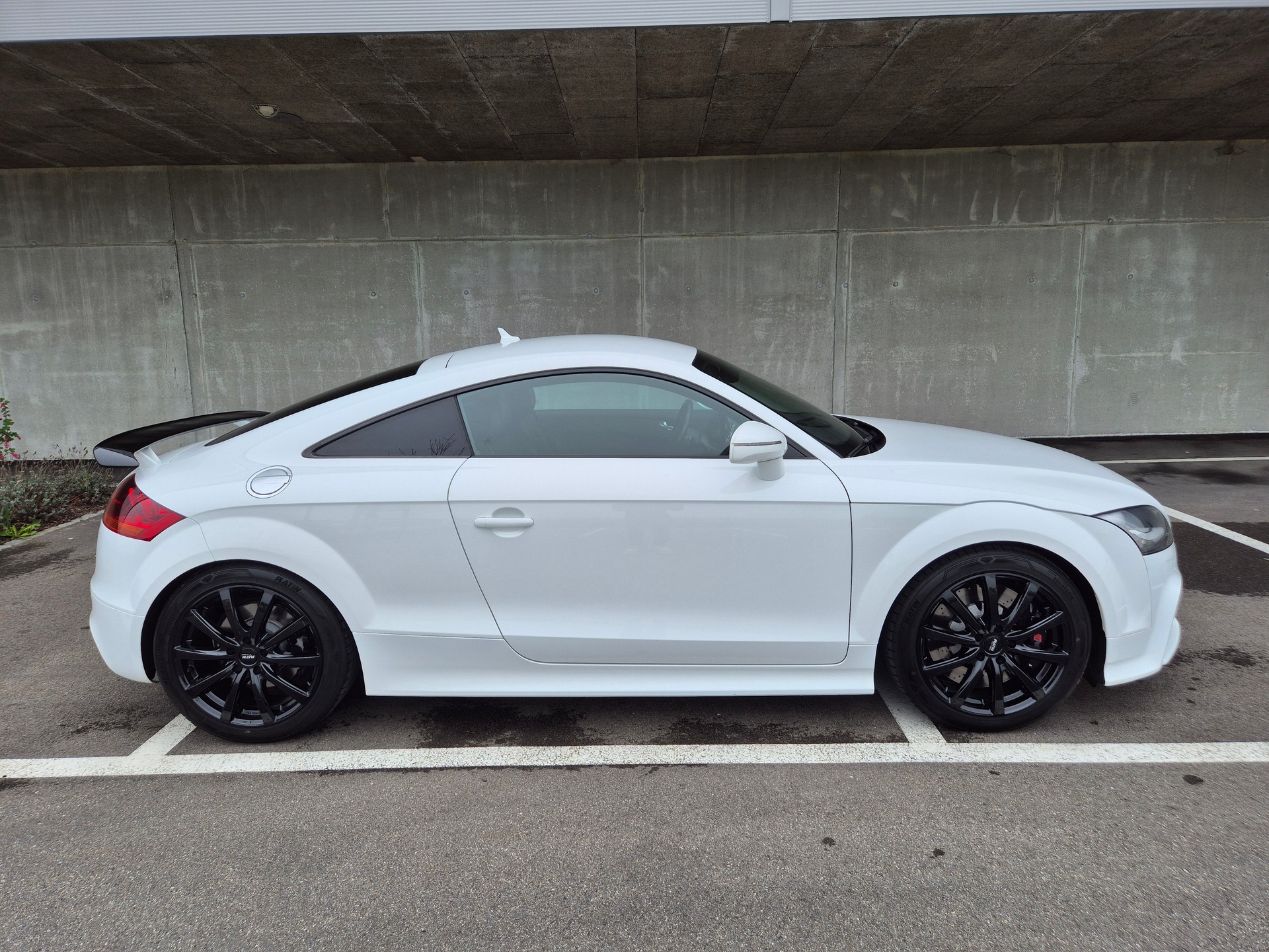 AUDI TT RS Coupé 2.5 TFSI quattro S-tronic-image-5