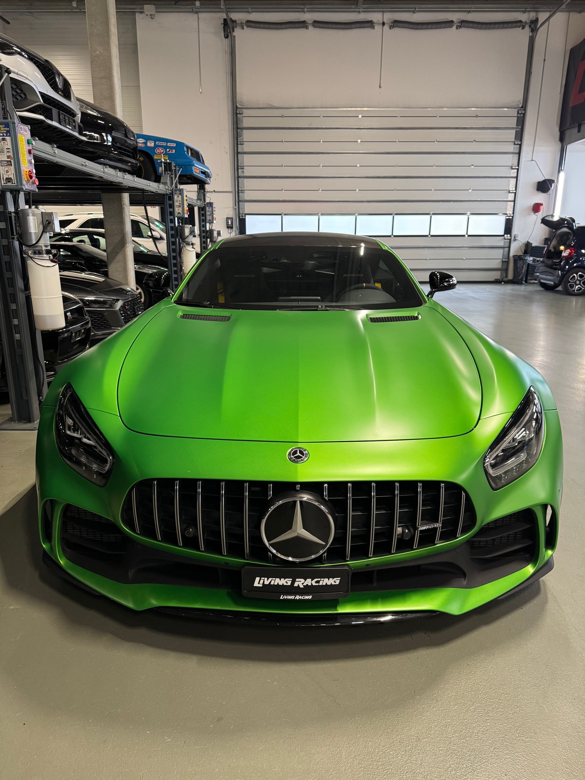 MERCEDES-BENZ AMG GT-R DCT *Recaro*-image-4