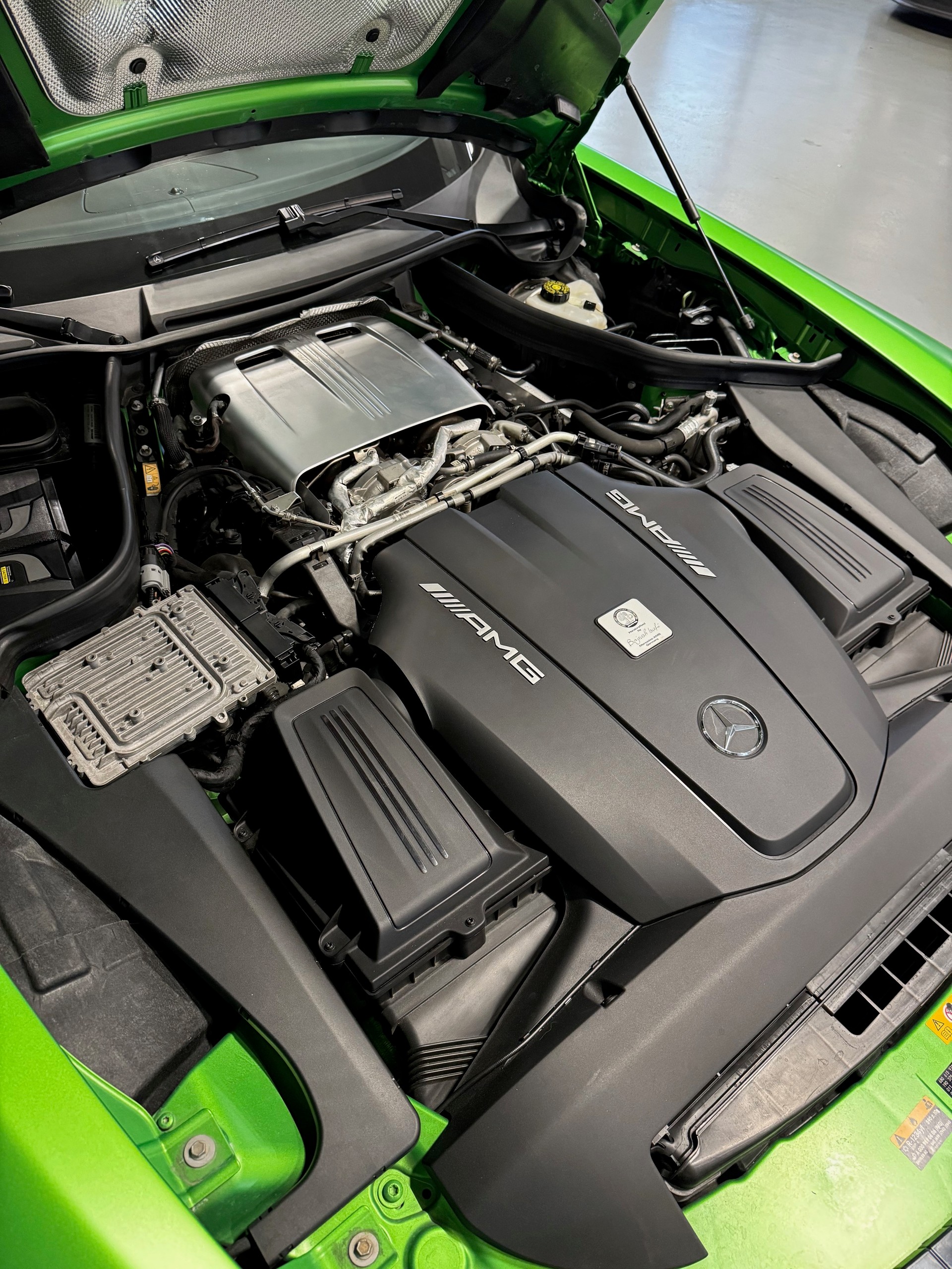MERCEDES-BENZ AMG GT-R DCT *Recaro*-image-15