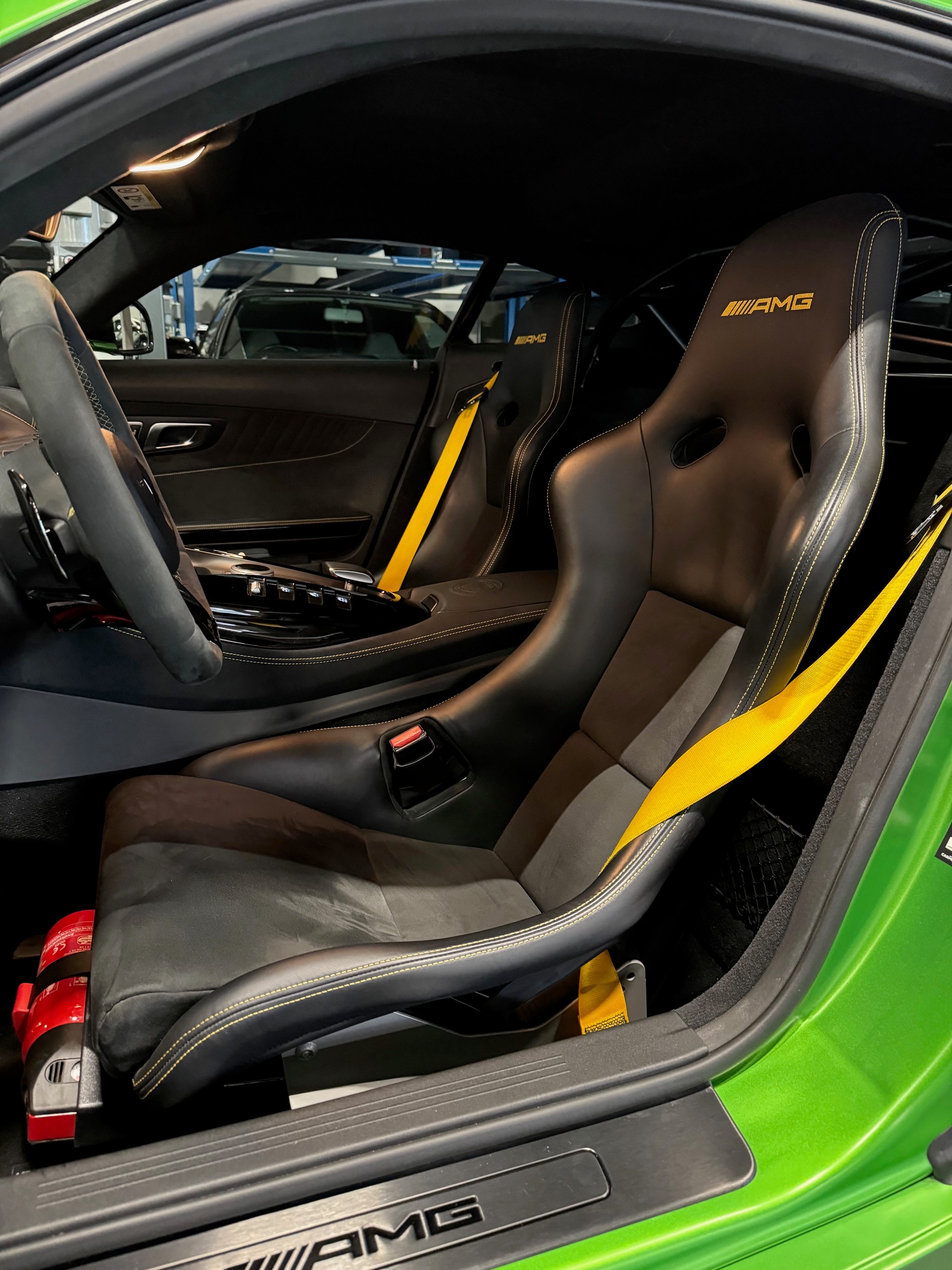 MERCEDES-BENZ AMG GT-R DCT *Recaro*-image-10