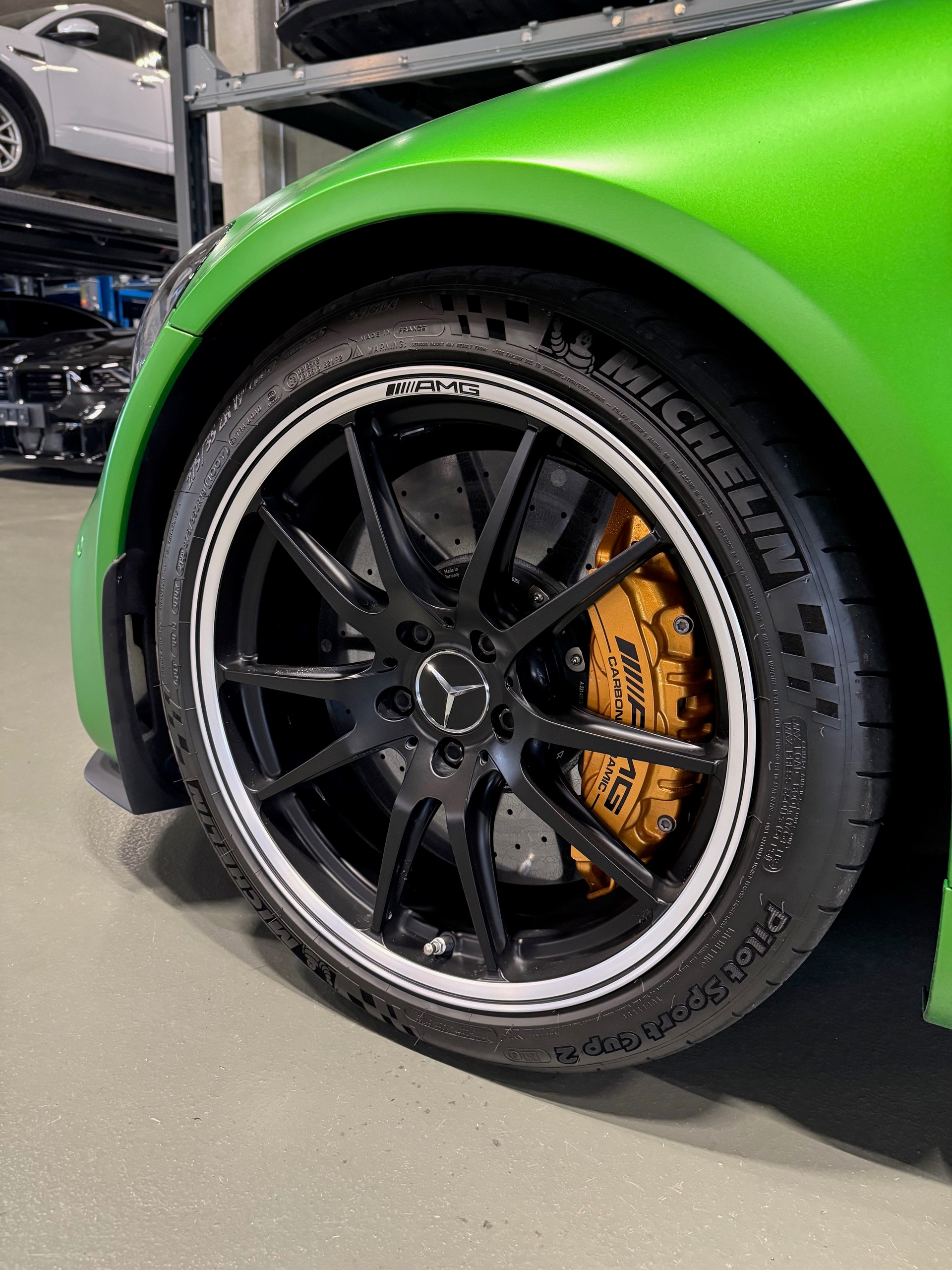 MERCEDES-BENZ AMG GT-R DCT *Recaro*-image-7
