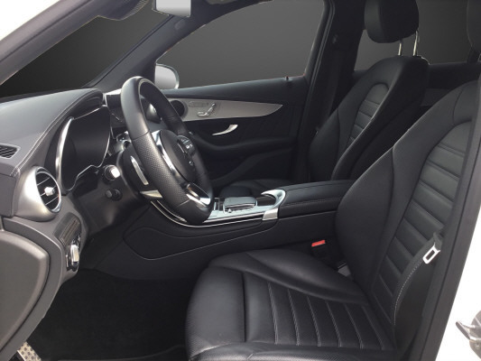 MERCEDES-BENZ GLC 300 de AMG Line 4M A-image-6