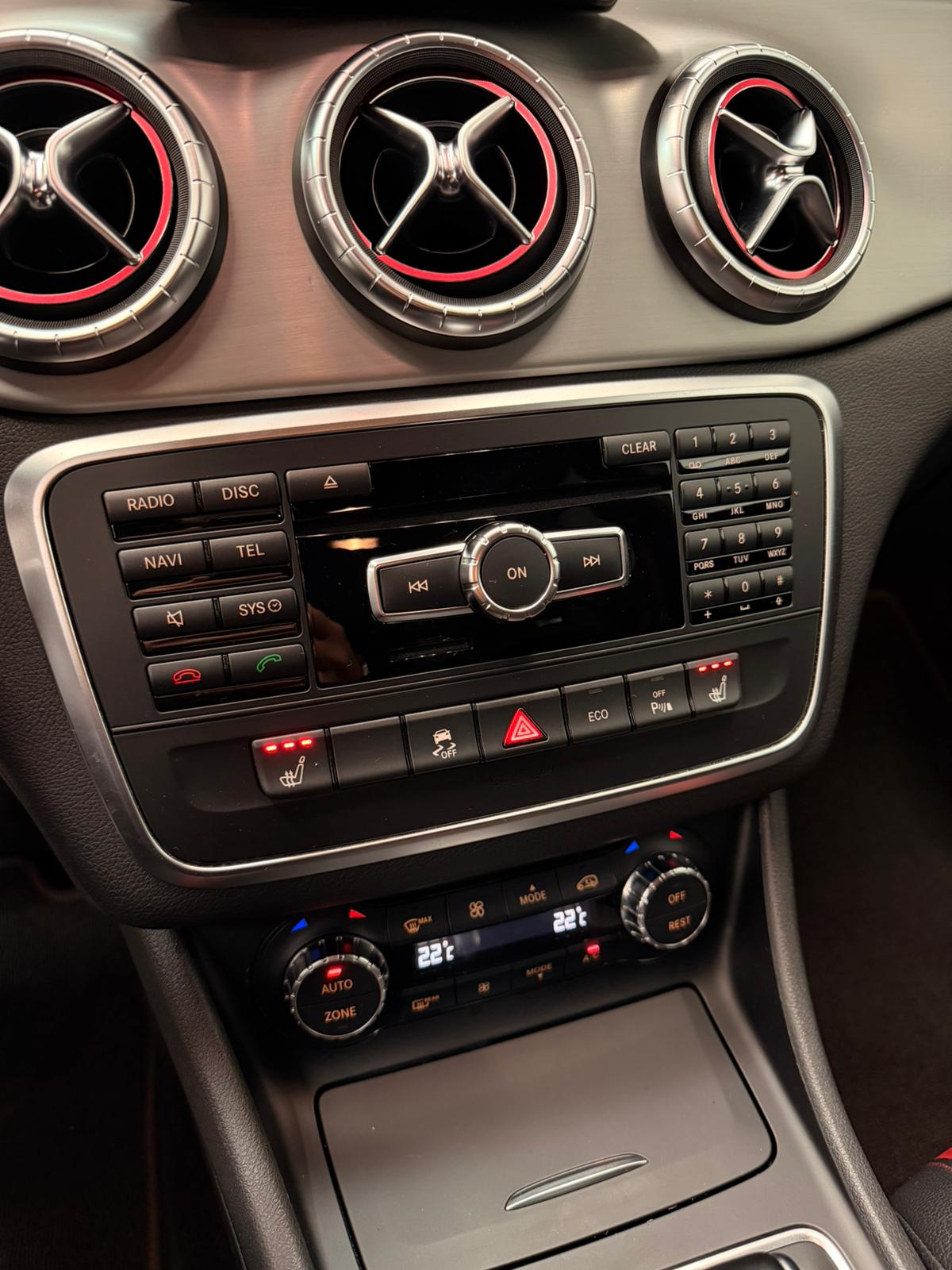MERCEDES-BENZ CLA 45 AMG Limited Mattgray Performance 4Matic Speedshift Aktionsleasing ab 299.- mit 2Jahre Garantie-image-17