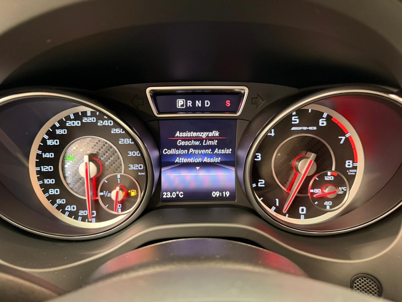 MERCEDES-BENZ CLA 45 AMG Limited Mattgray Performance 4Matic Speedshift Aktionsleasing ab 299.- mit 2Jahre Garantie-image-23