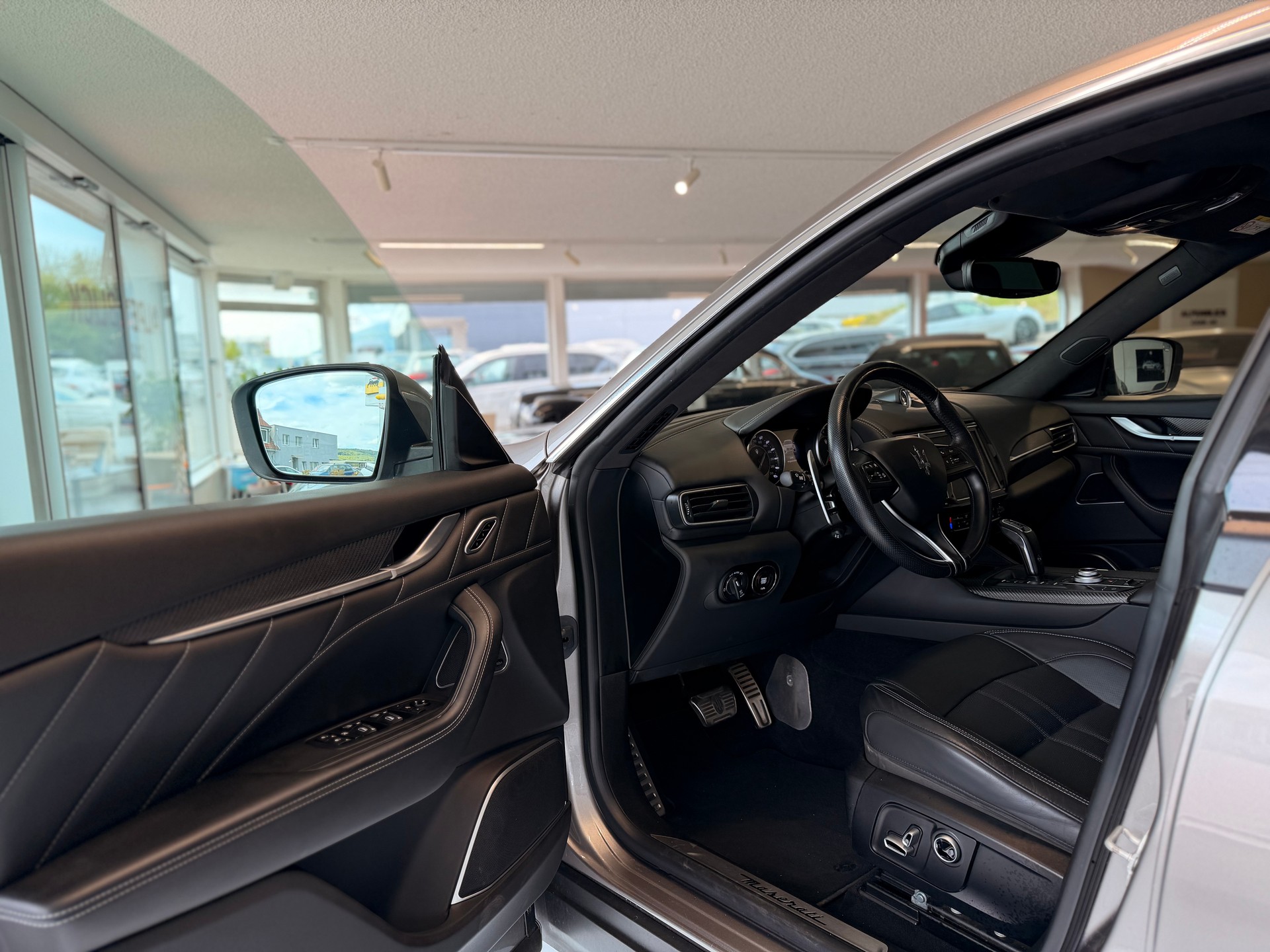 MASERATI Levante S 3.0 V6 Modena S Automatica-image-12