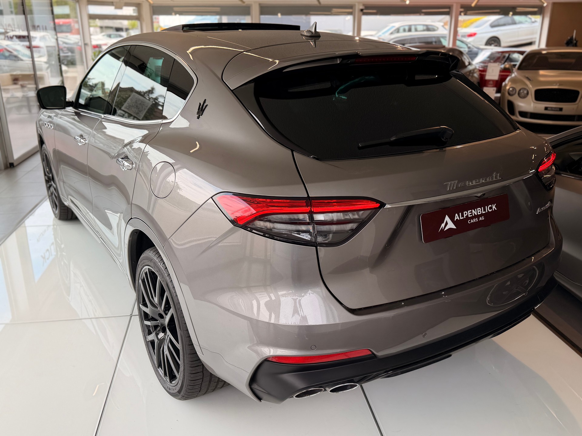 MASERATI Levante S 3.0 V6 Modena S Automatica-image-8