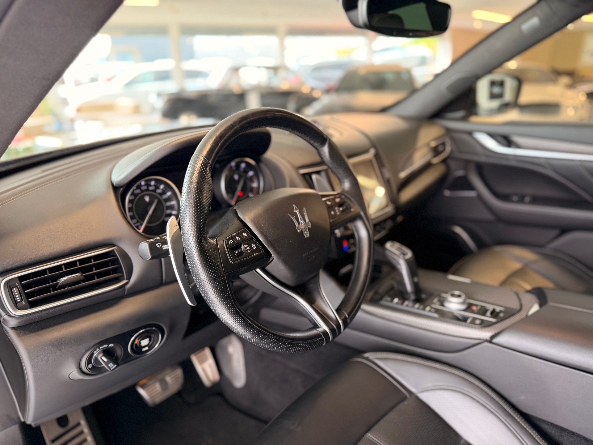 MASERATI Levante S 3.0 V6 Modena S Automatica-image-14