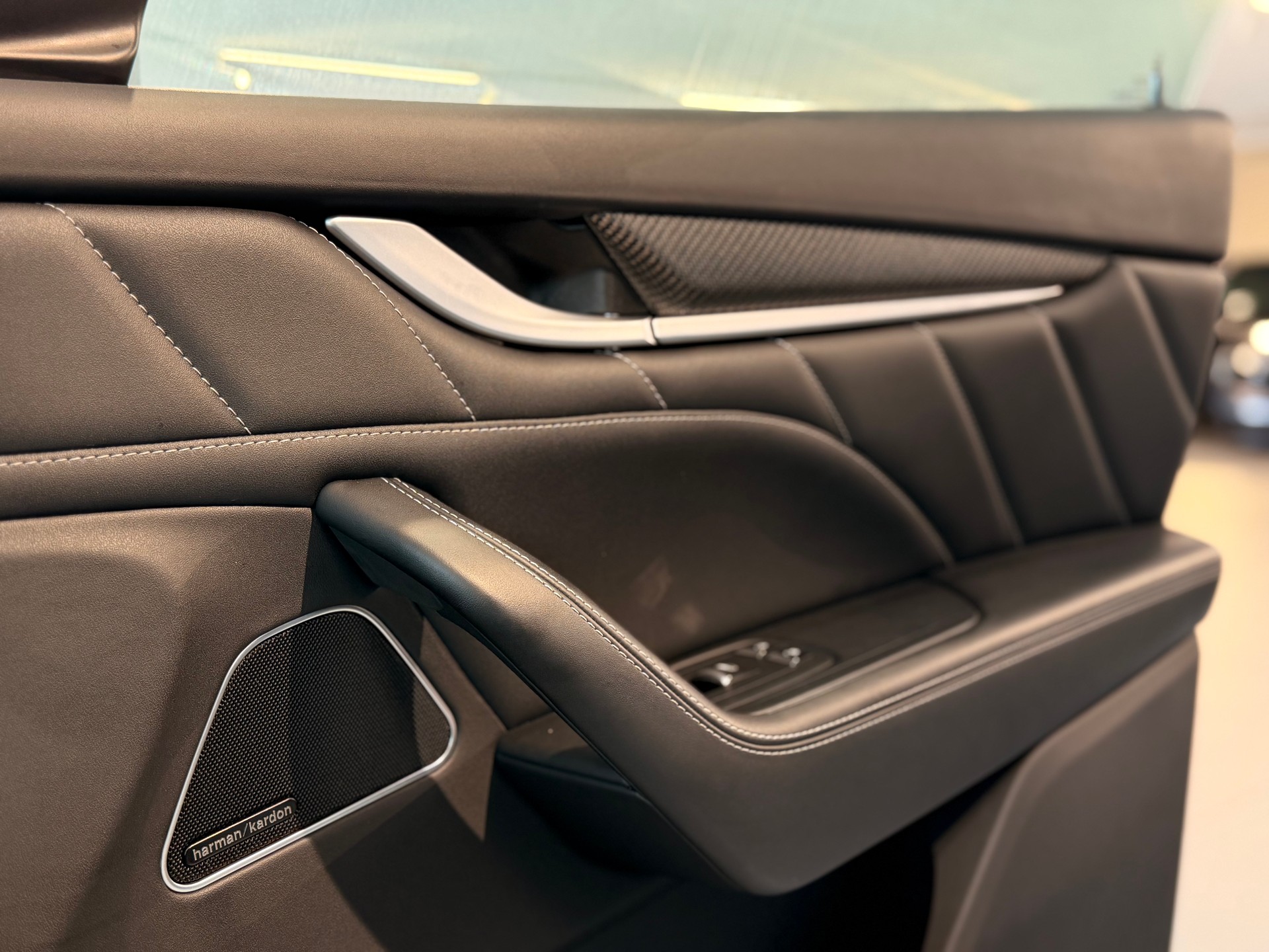 MASERATI Levante S 3.0 V6 Modena S Automatica-image-23