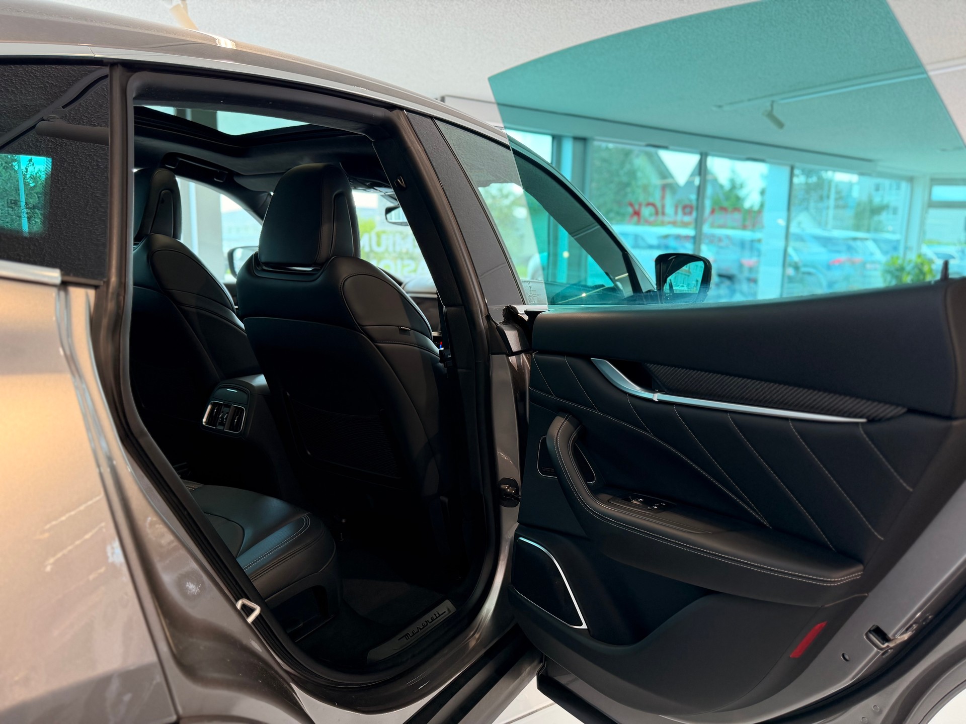 MASERATI Levante S 3.0 V6 Modena S Automatica-image-16
