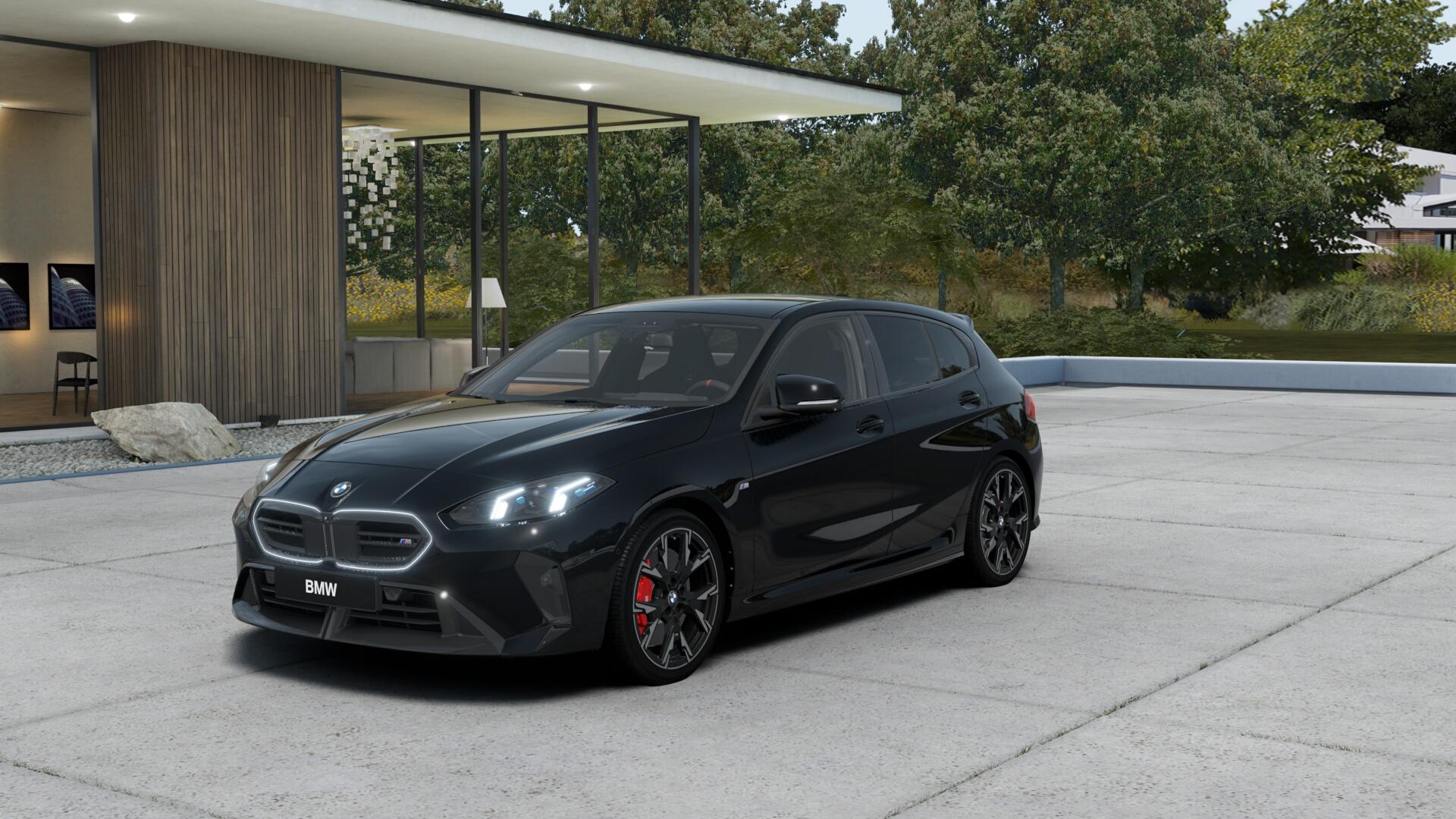 BMW M135i xDrive-image-0