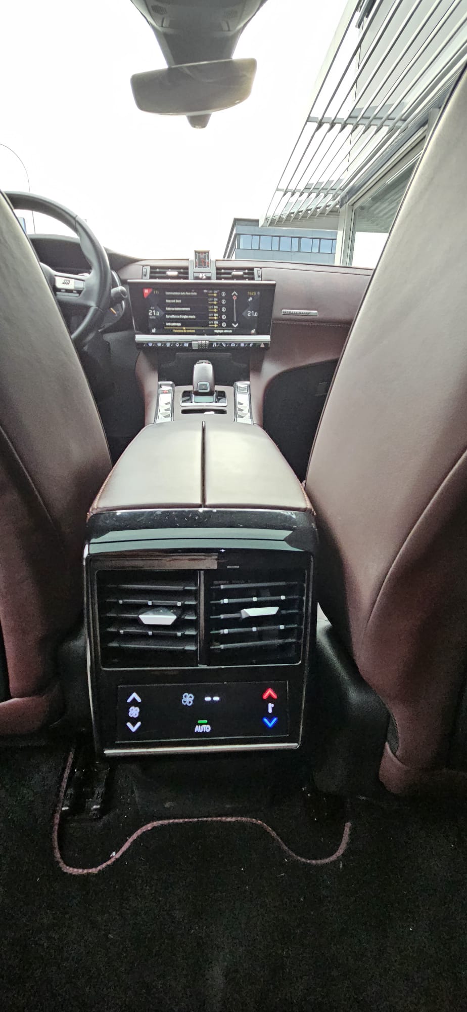 DS AUTOMOBILES DS7 Crossback 2.0 BlueHDi 180 GRAND CHIC LA PREMIERE FULL OPTIONS MFK-image-10